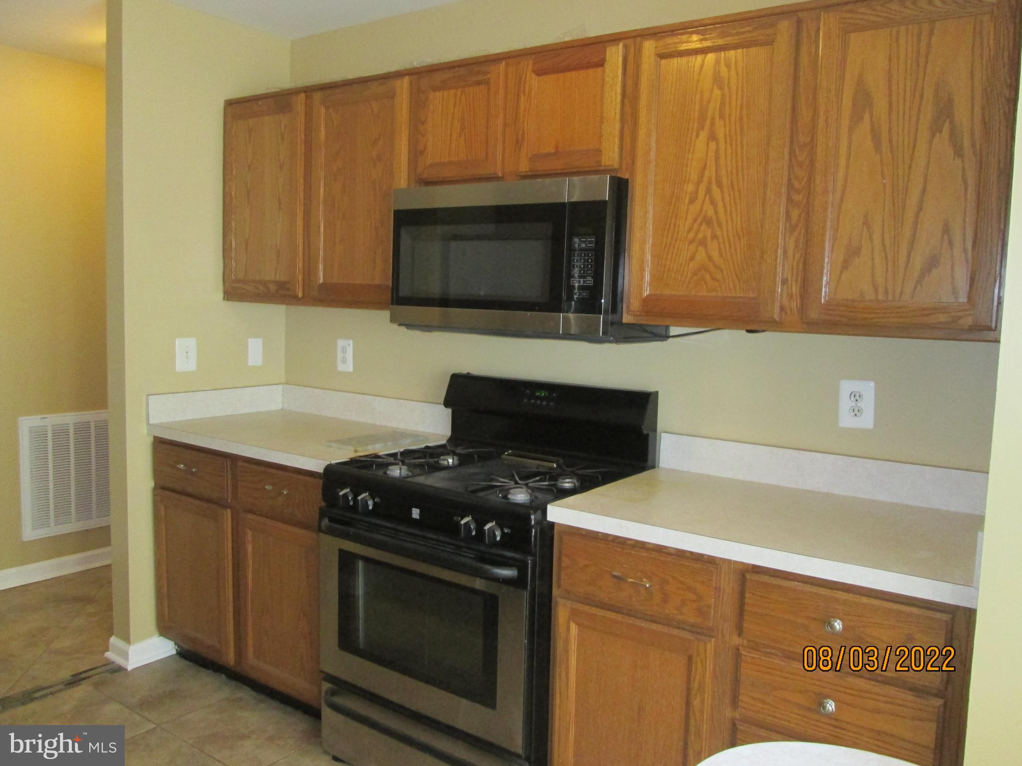 SOUTH MEADOWS - Residential Lease