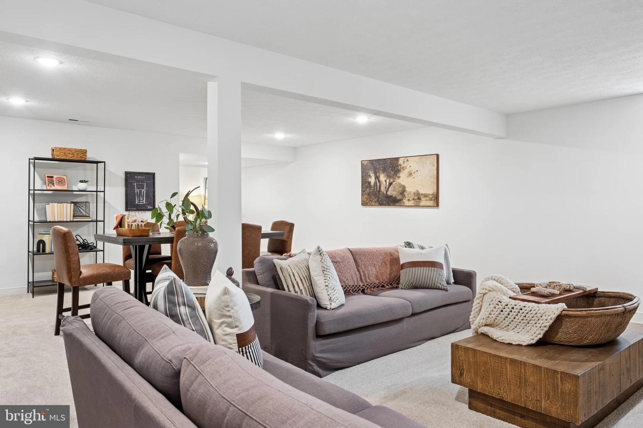 LIBERTY RUN - Residential