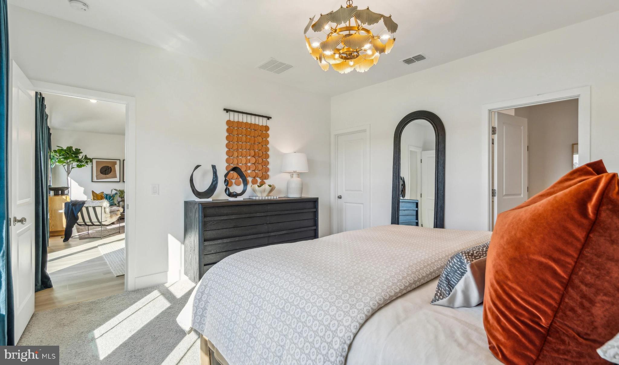 LIBERTY RUN - Residential