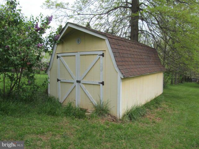 WARREN ESTATES - Residential