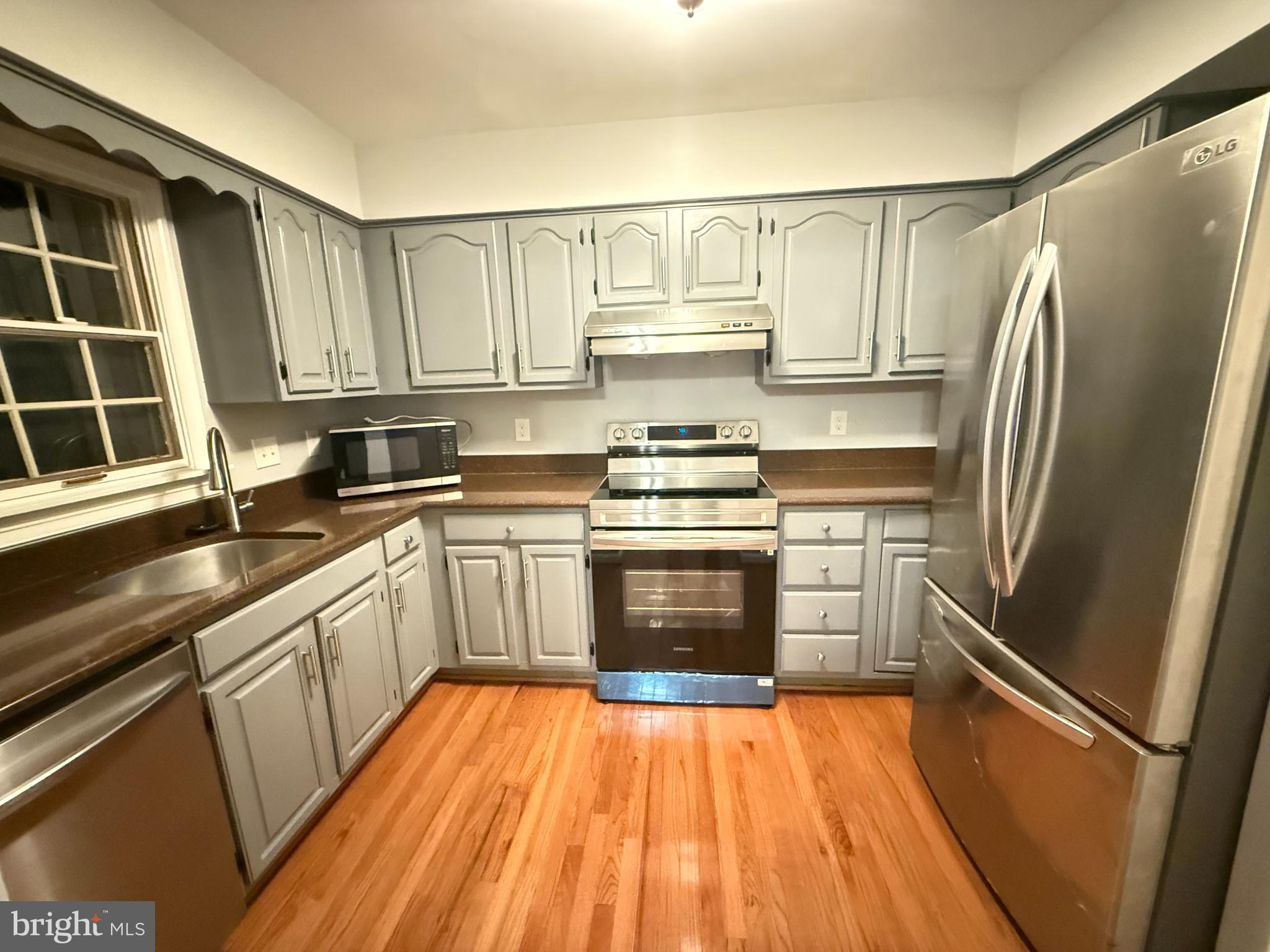 LAKE RIDGE - Residential Lease