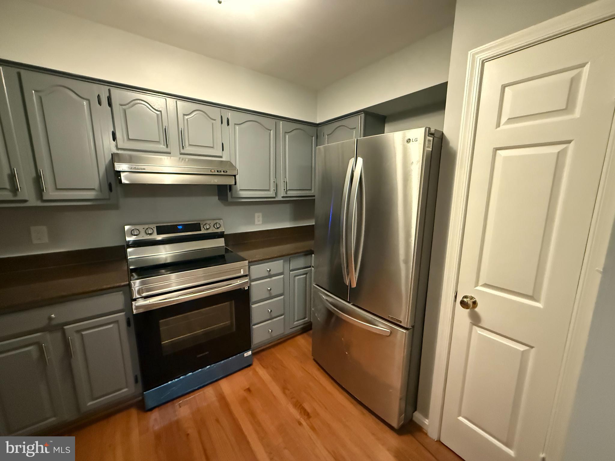 LAKE RIDGE - Residential Lease