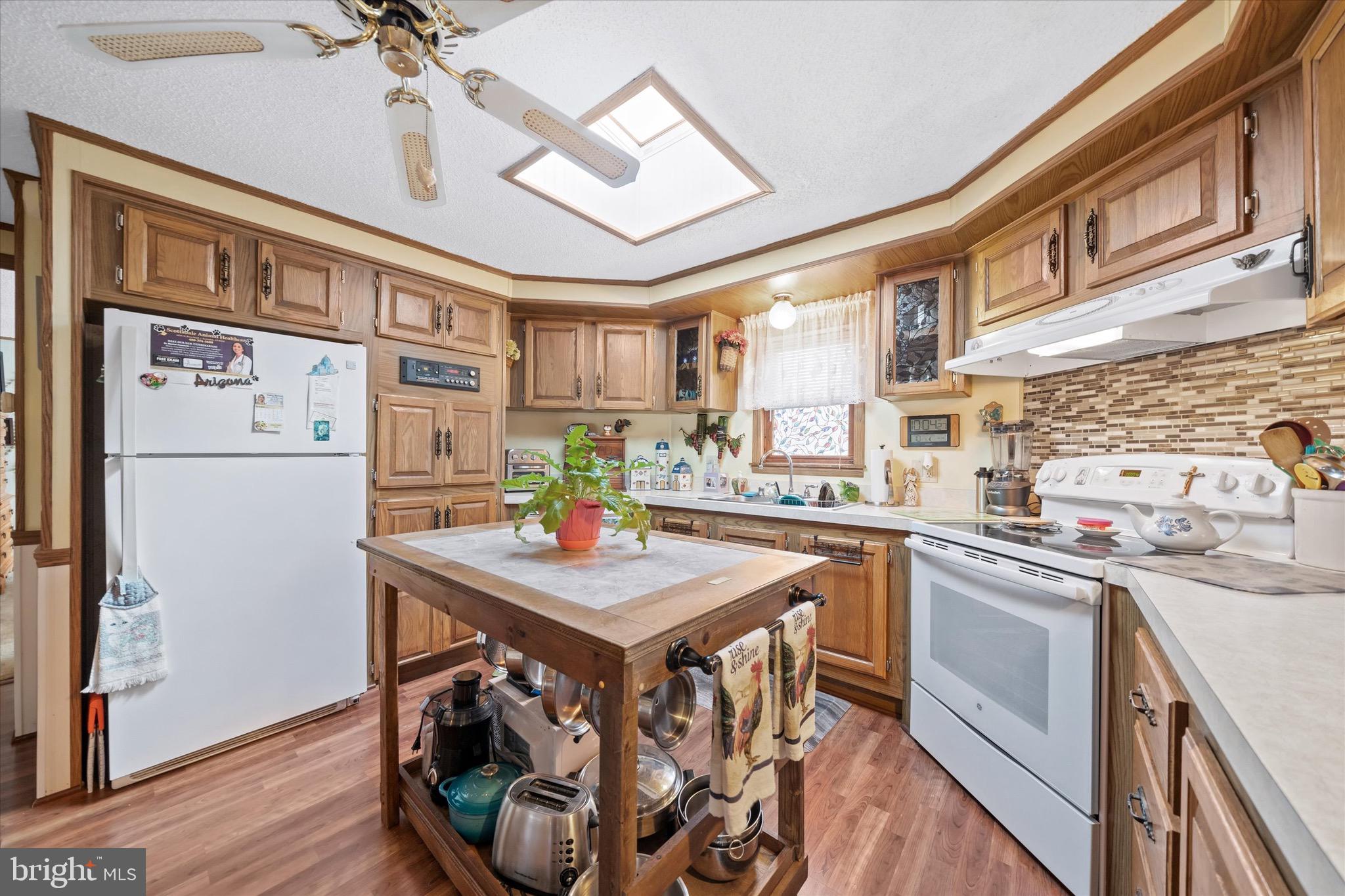 MURRAY MANOR II - Residential