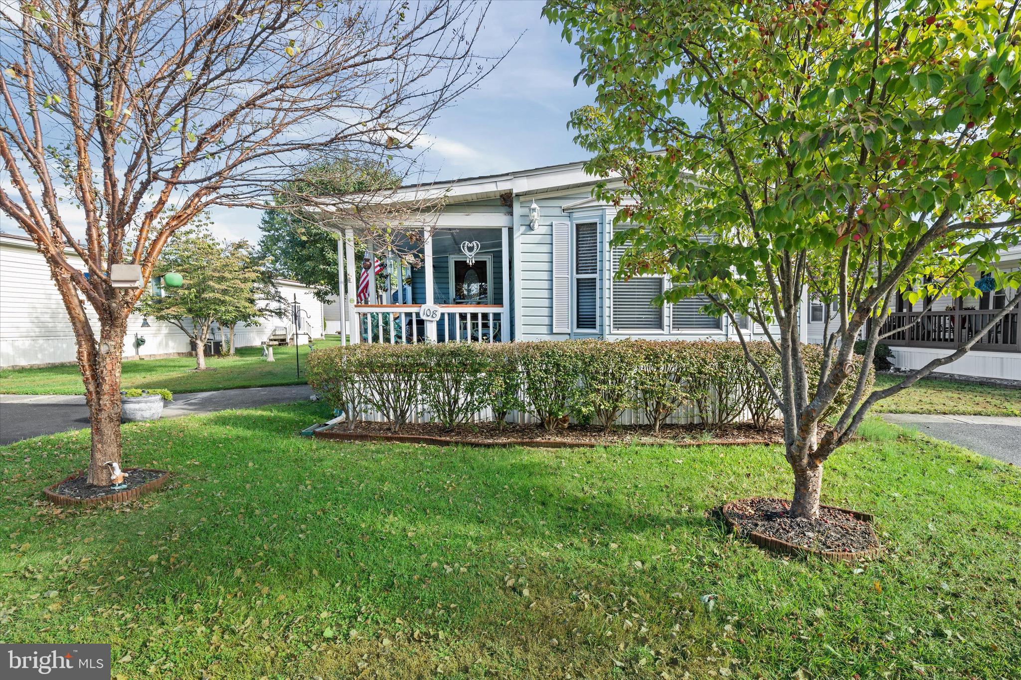 MURRAY MANOR II - Residential