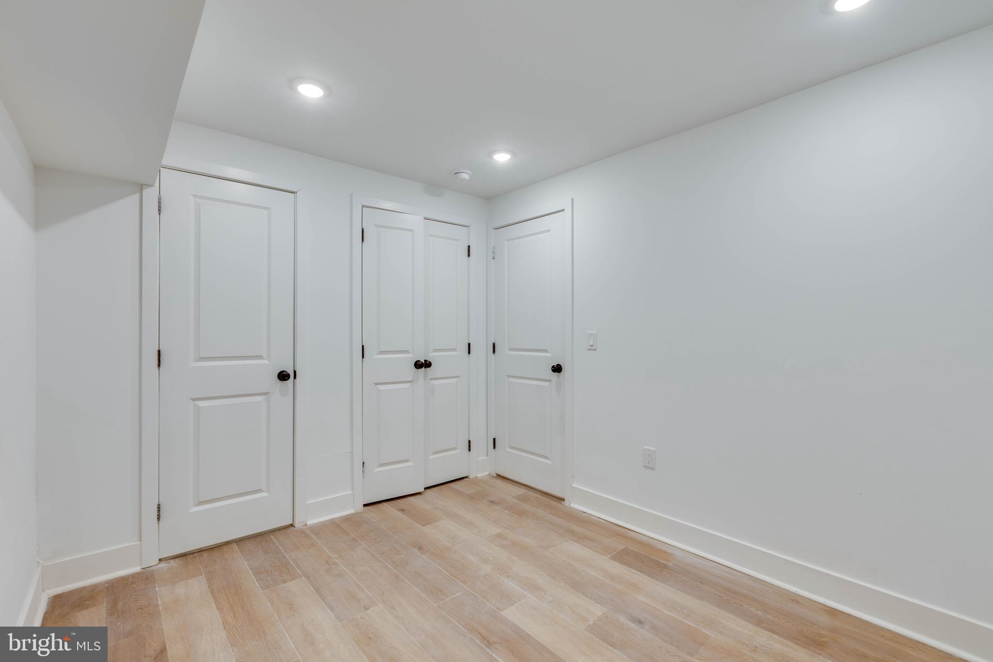 SPRUCE HILL - Residential Lease