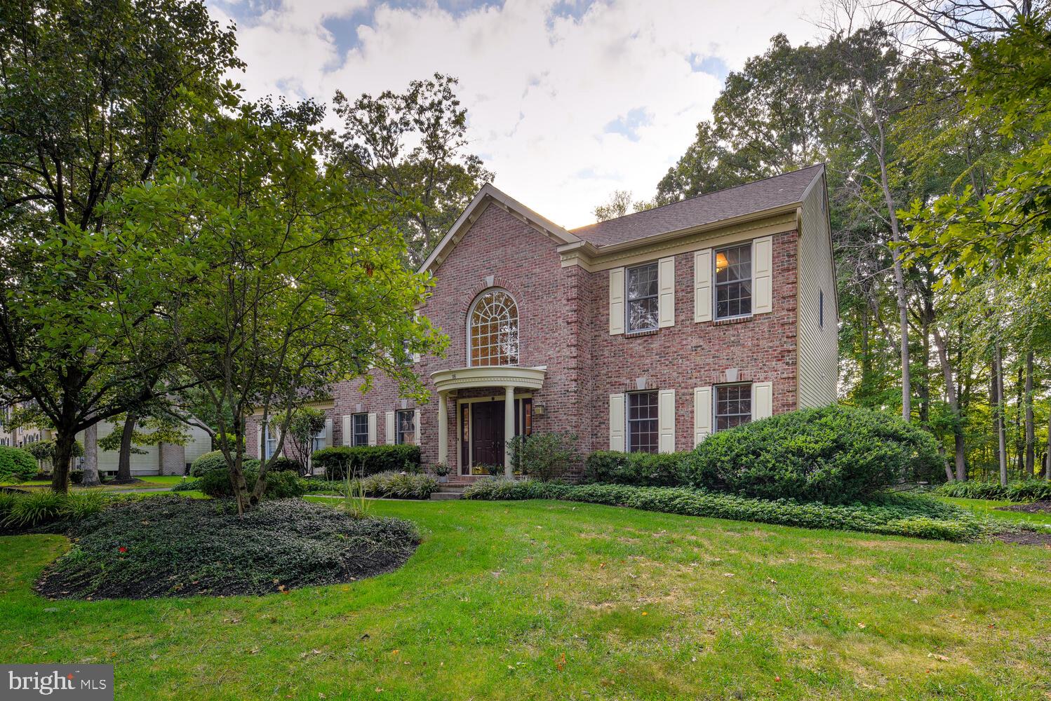 18 NEWPORT DRIVE