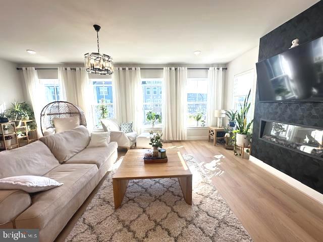 POTOMAC SHORES - Residential Lease