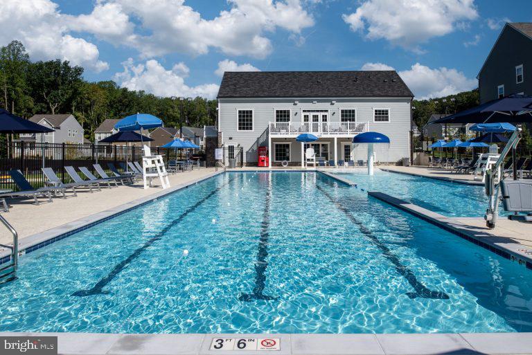 POTOMAC SHORES - Residential Lease