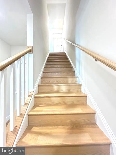 POTOMAC SHORES - Residential Lease