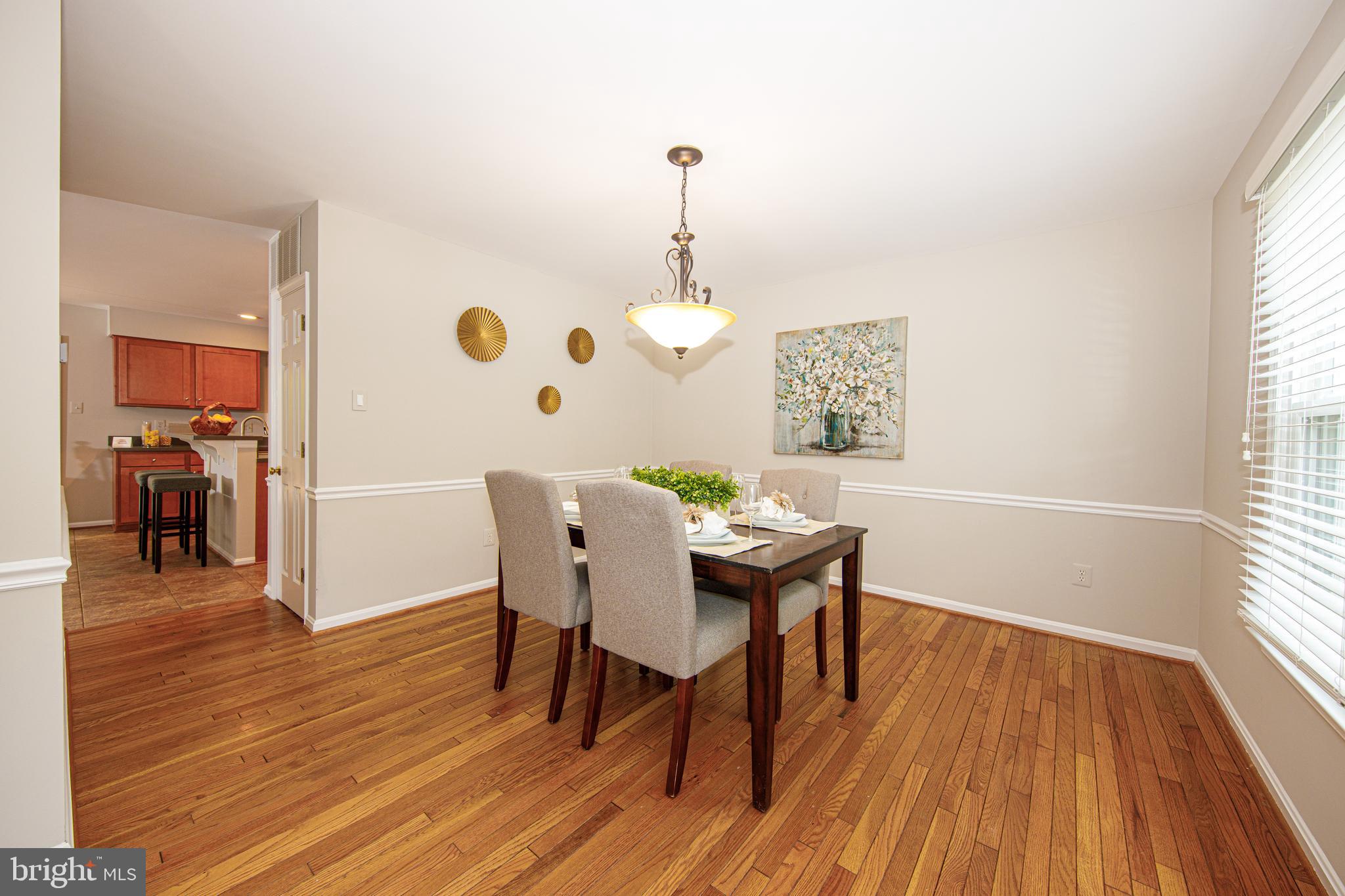 SOUTH RUN OAKS - Residential