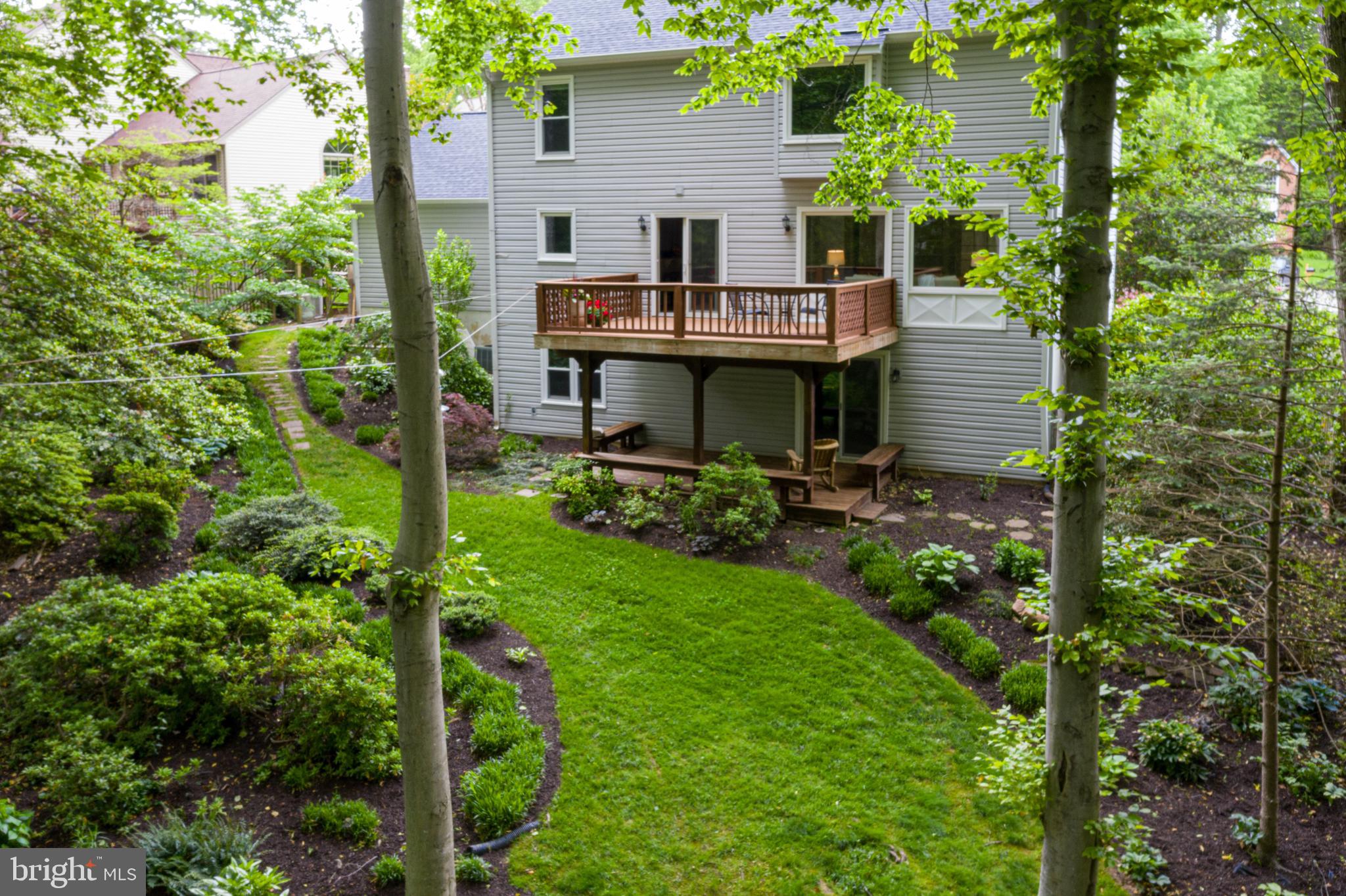 SOUTH RUN OAKS - Residential