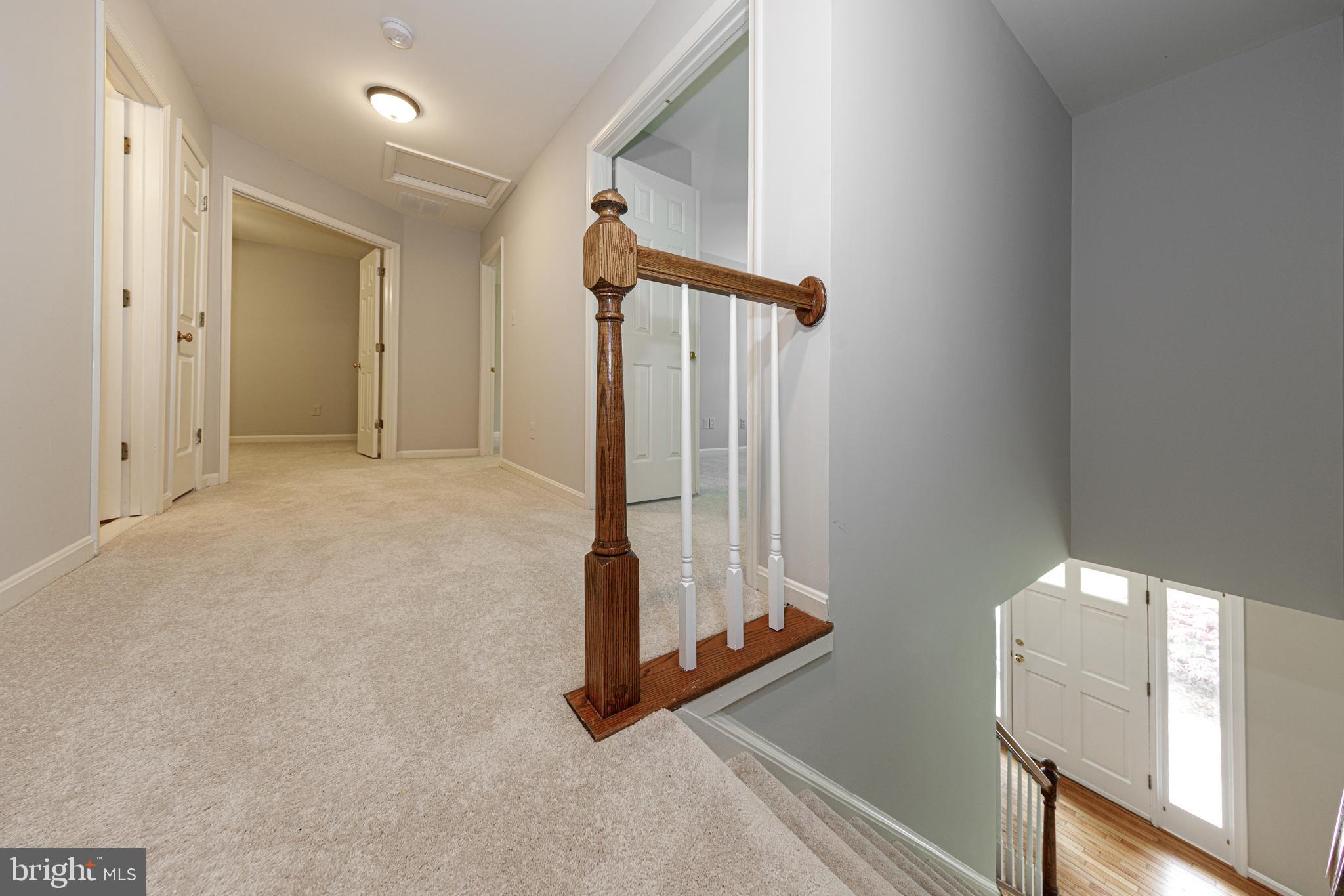 SOUTH RUN OAKS - Residential