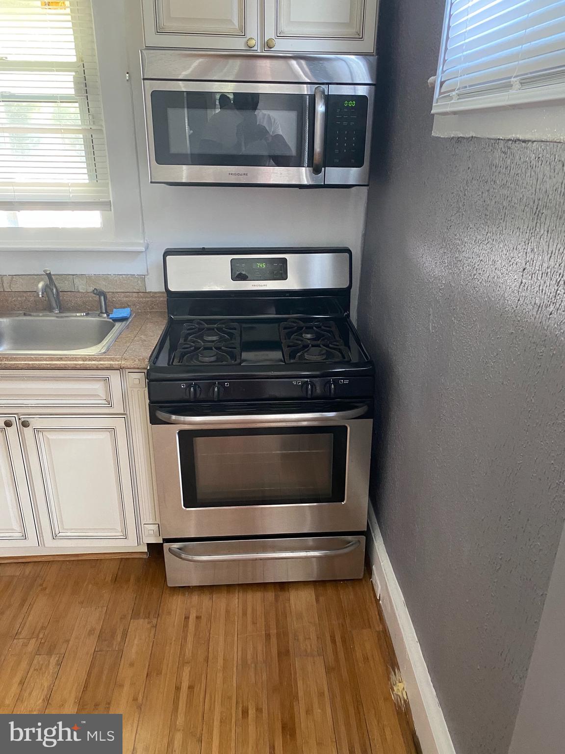 WINDSOR HILLS - Residential Income