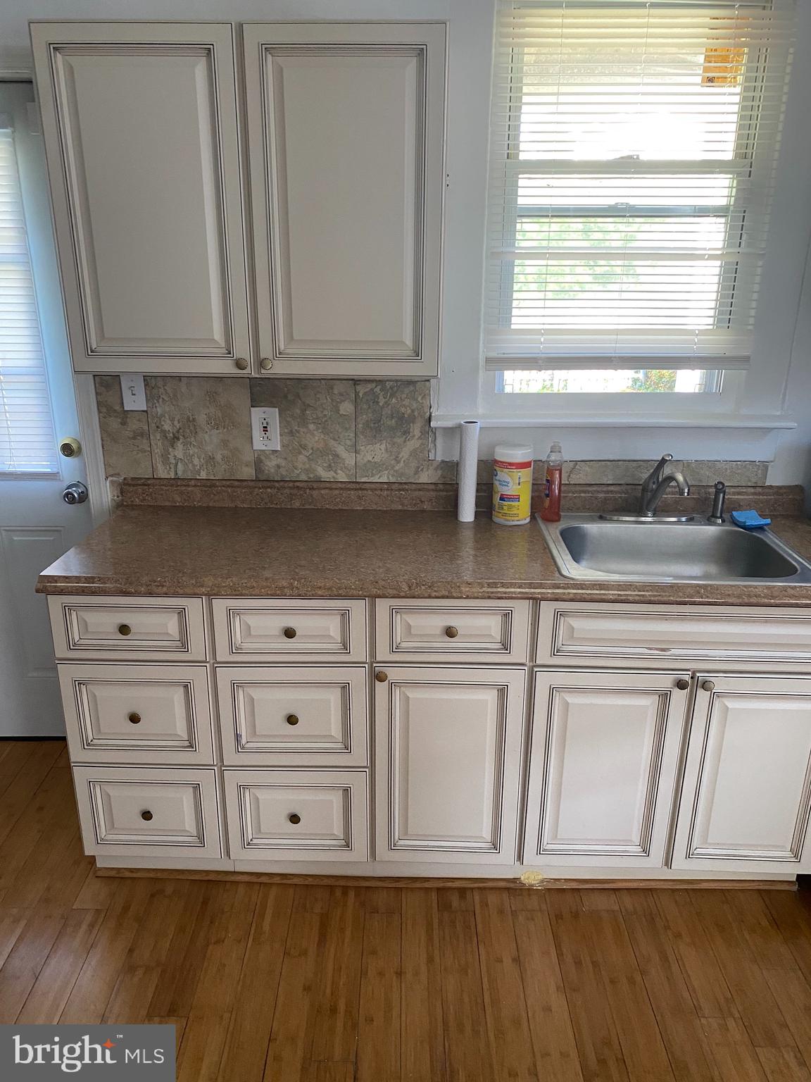 WINDSOR HILLS - Residential Income