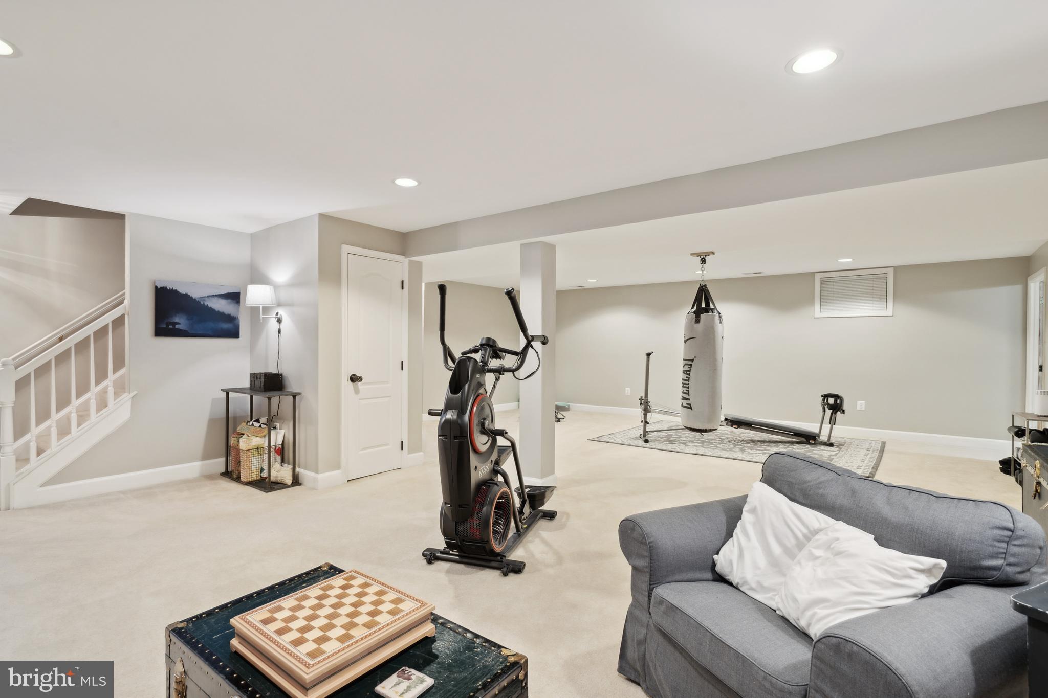 VIRGINIA OAKS - Residential