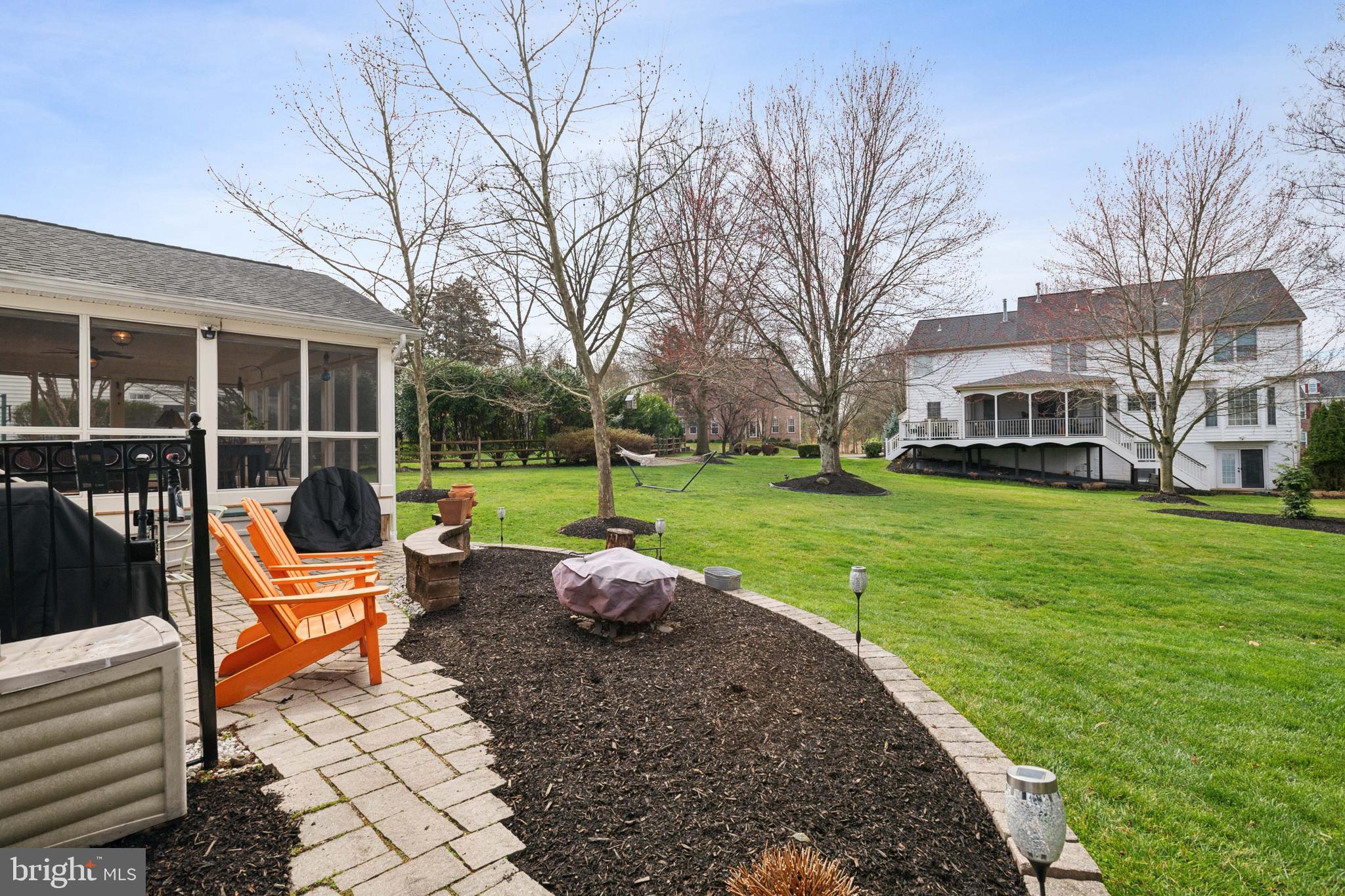 VIRGINIA OAKS - Residential