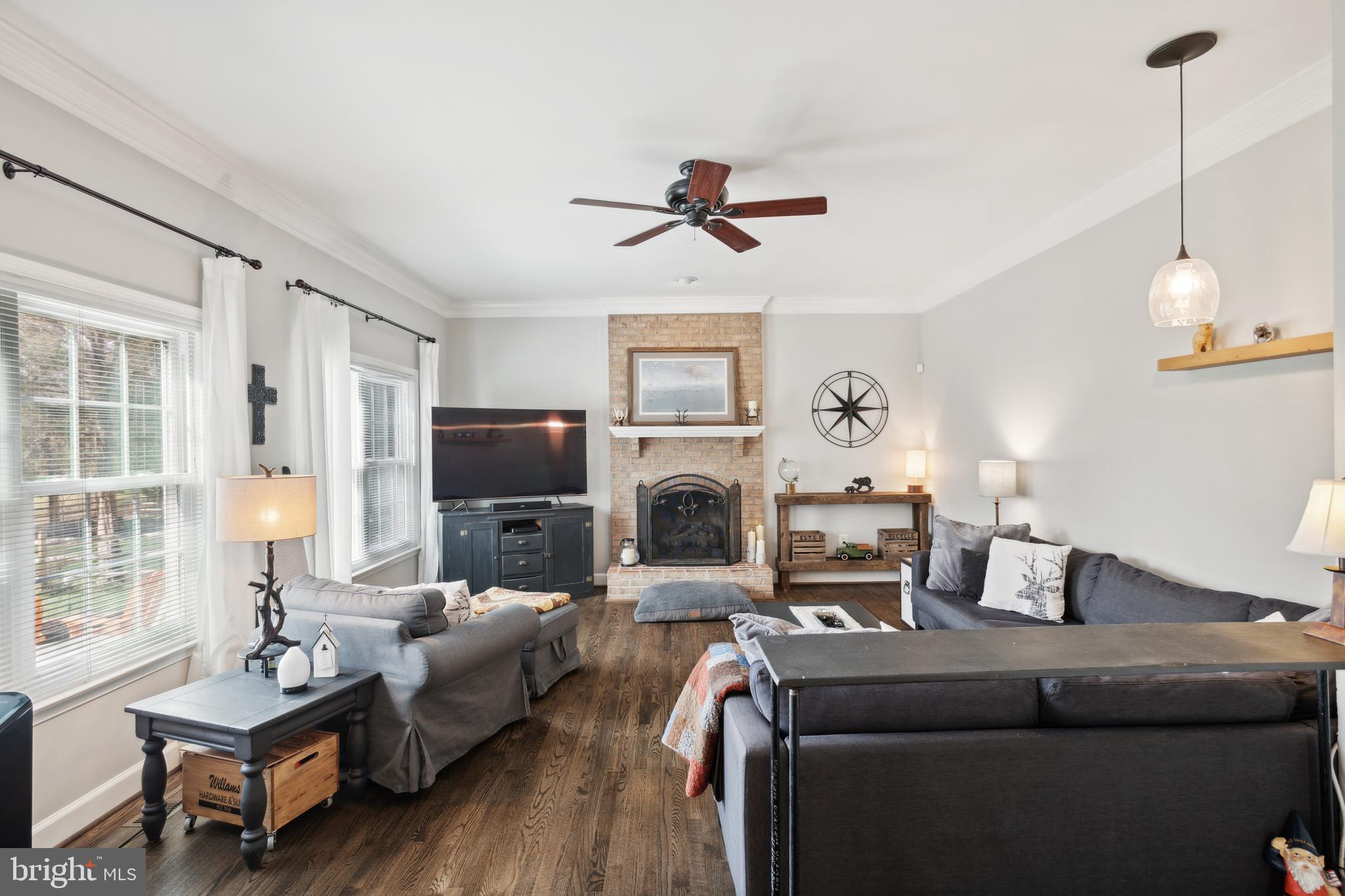 VIRGINIA OAKS - Residential