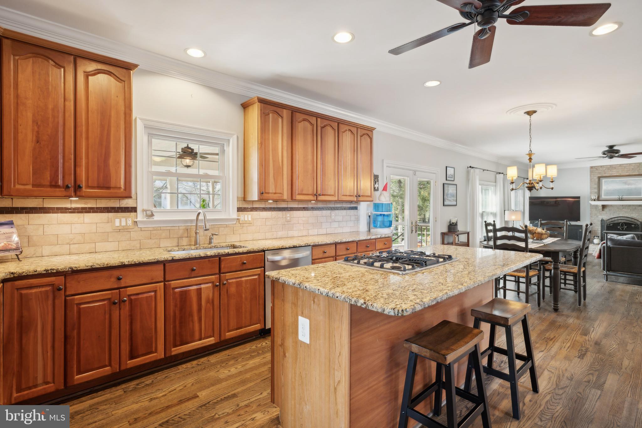 VIRGINIA OAKS - Residential