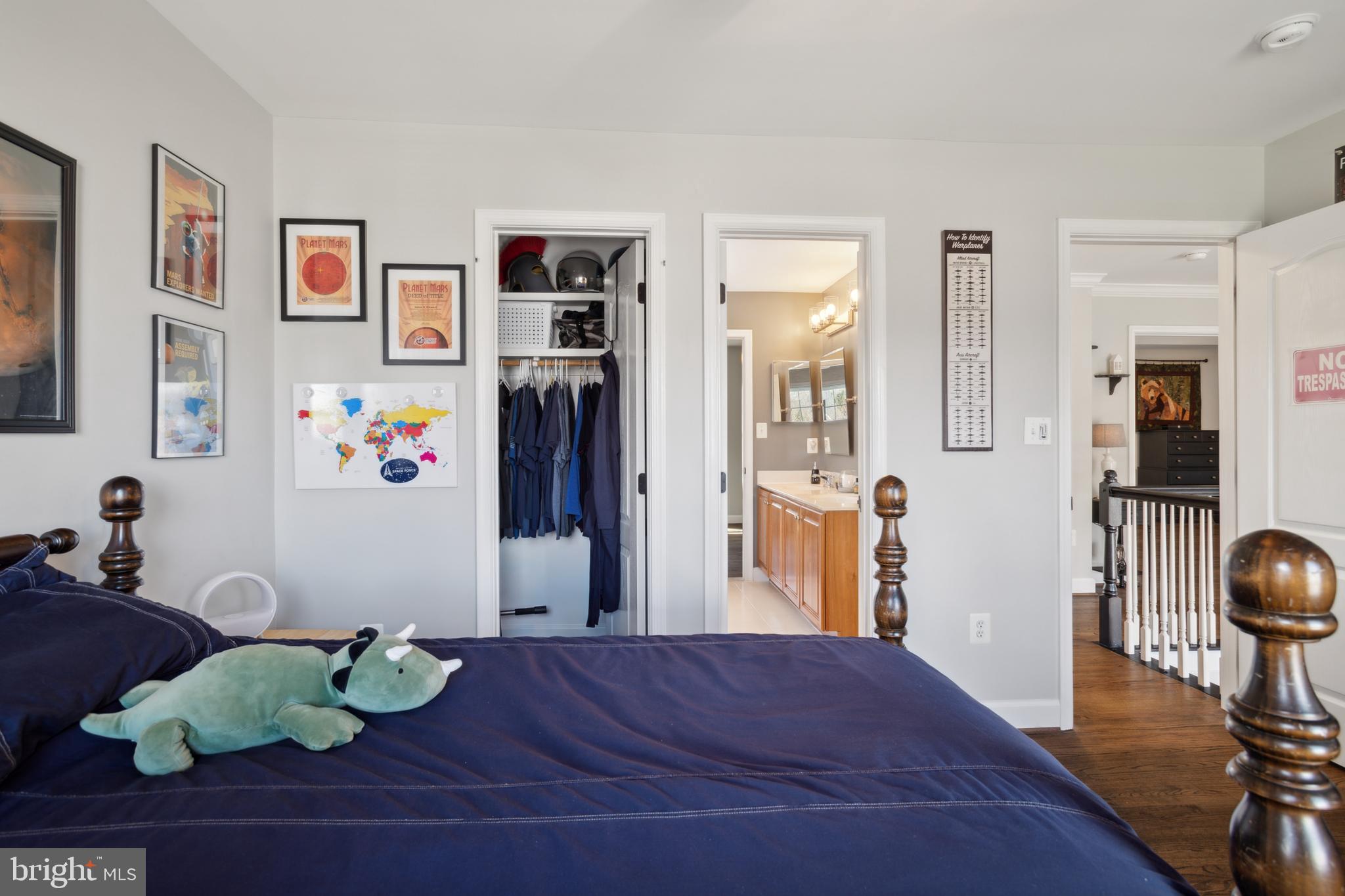 VIRGINIA OAKS - Residential