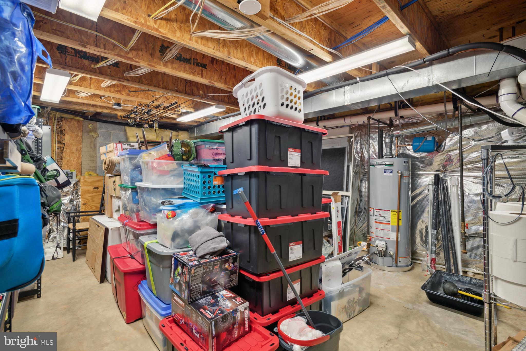 VIRGINIA OAKS - Residential