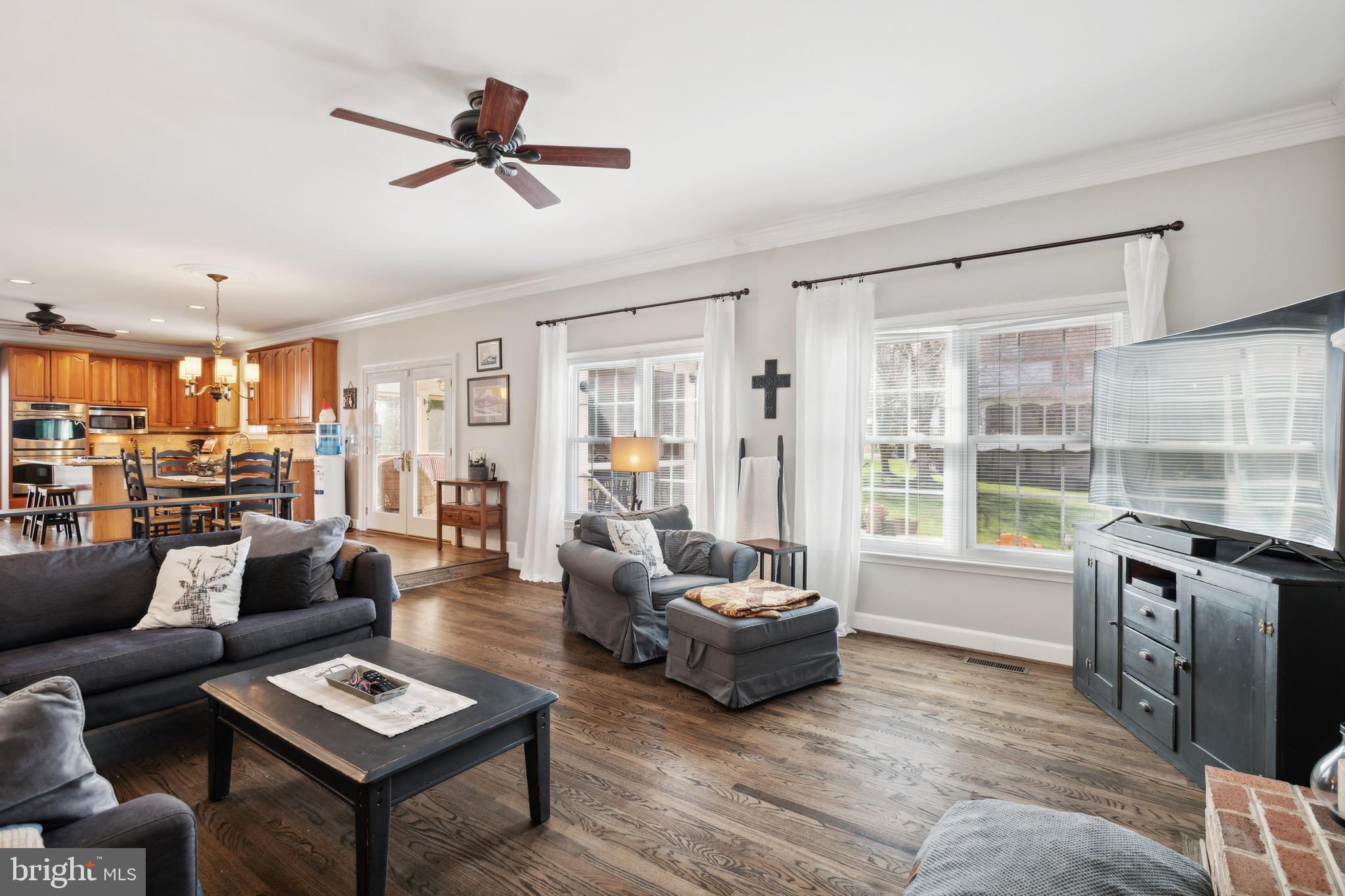 VIRGINIA OAKS - Residential