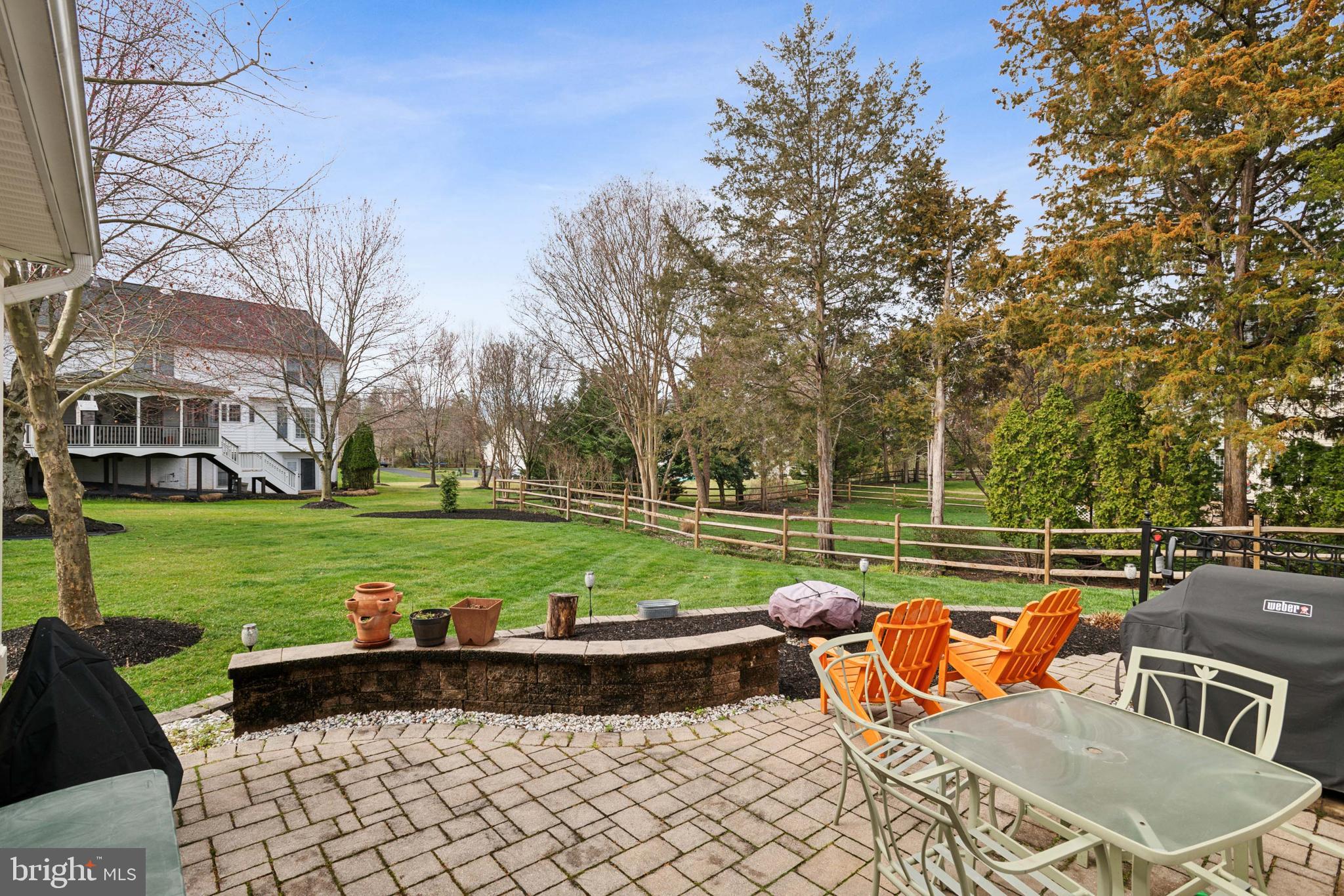 VIRGINIA OAKS - Residential