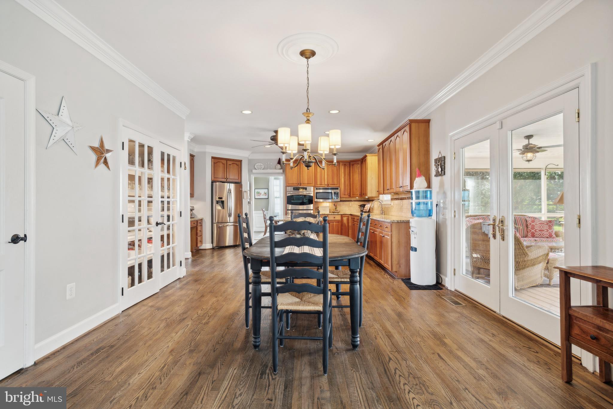 VIRGINIA OAKS - Residential