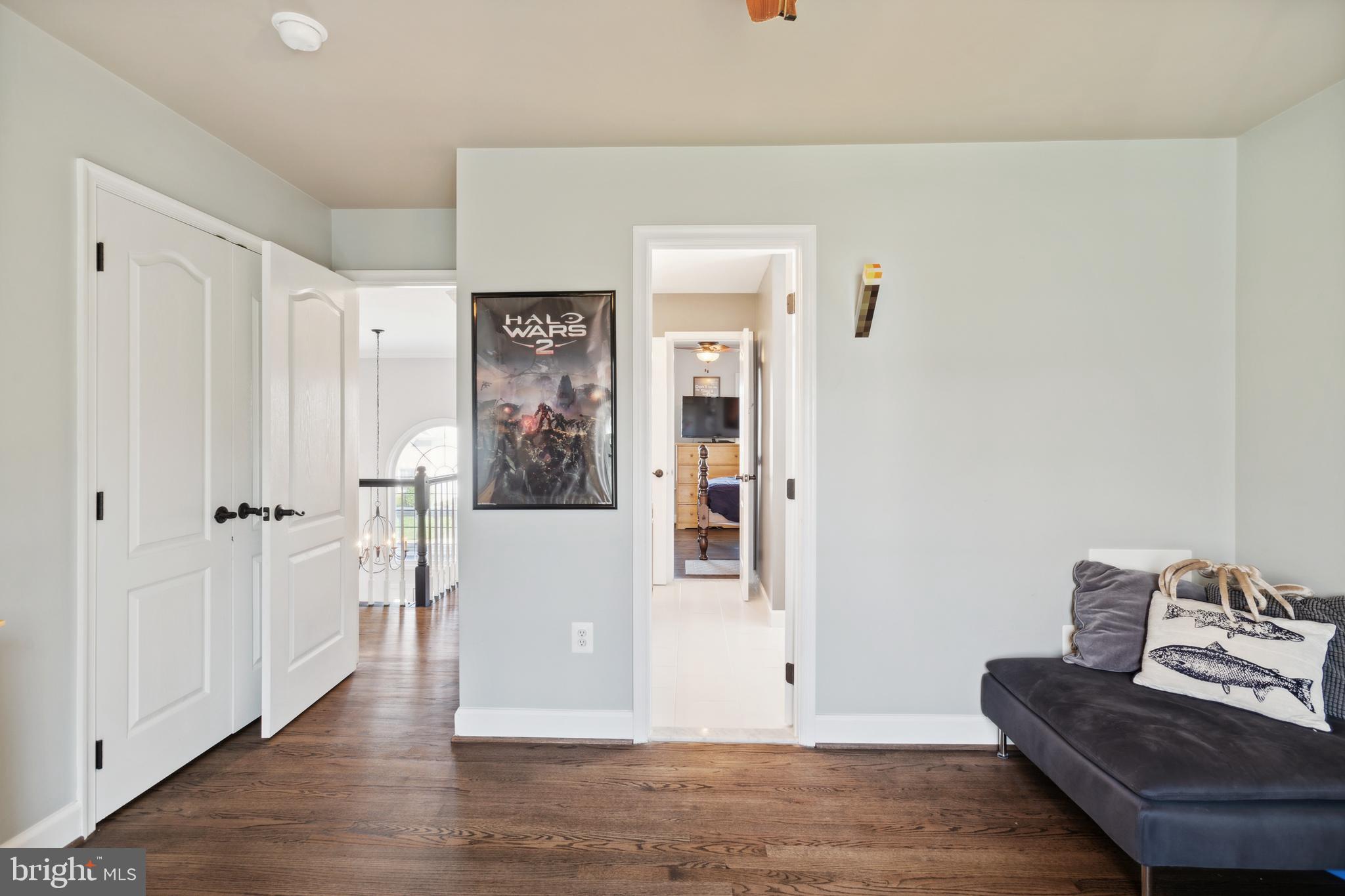 VIRGINIA OAKS - Residential