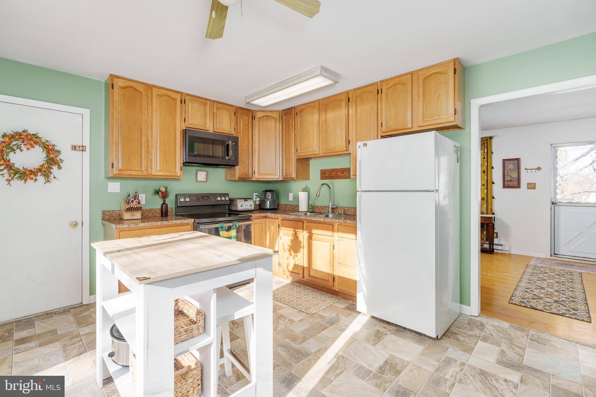 MEADOWVIEW - Residential