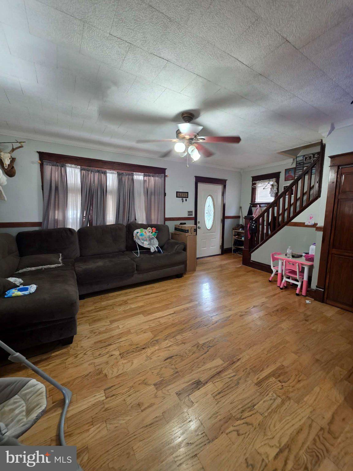 144 W 4TH STREET