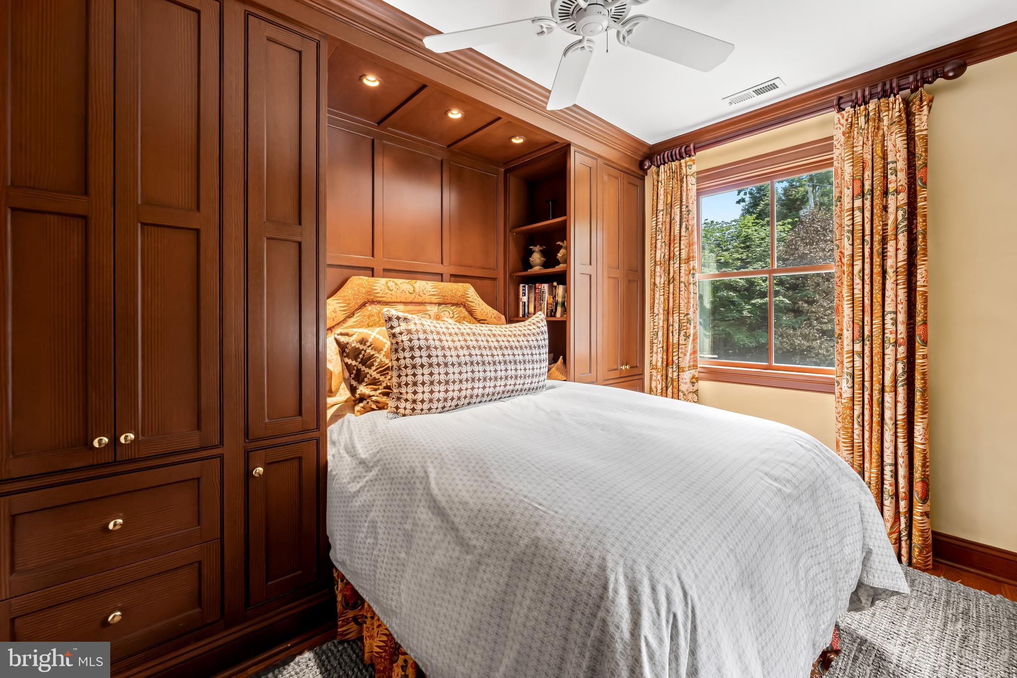 GREENSPRING VALLEY - Residential