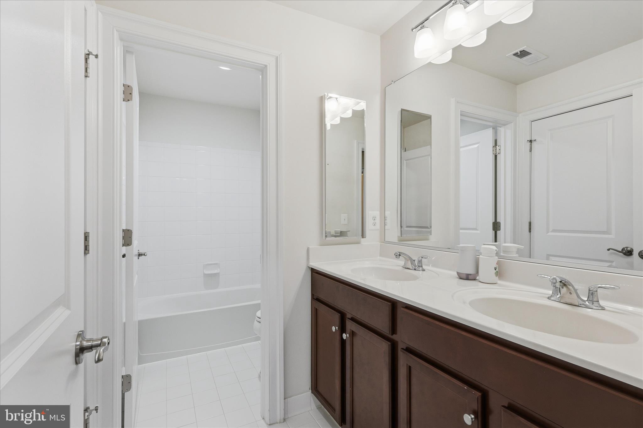 WILLOWSFORD AT THE GRANGE - Residential