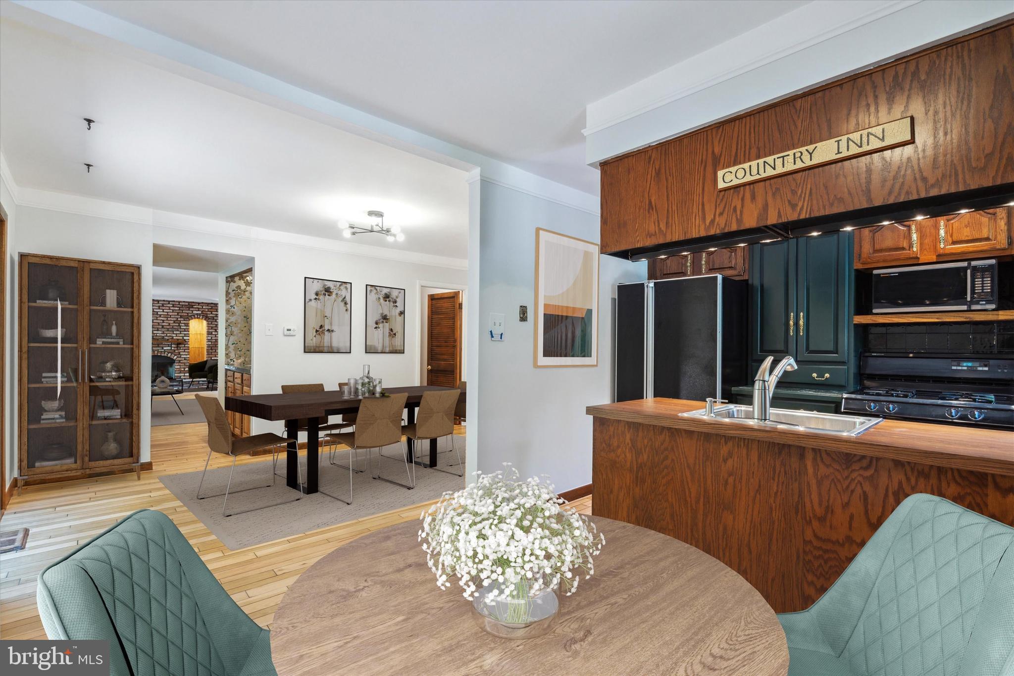 ROXBOROUGH - Residential Lease