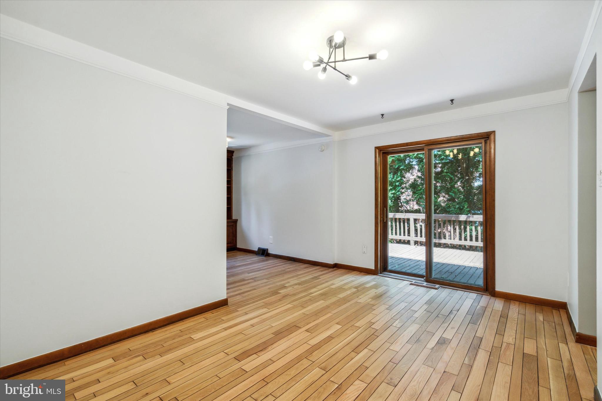 ROXBOROUGH - Residential Lease