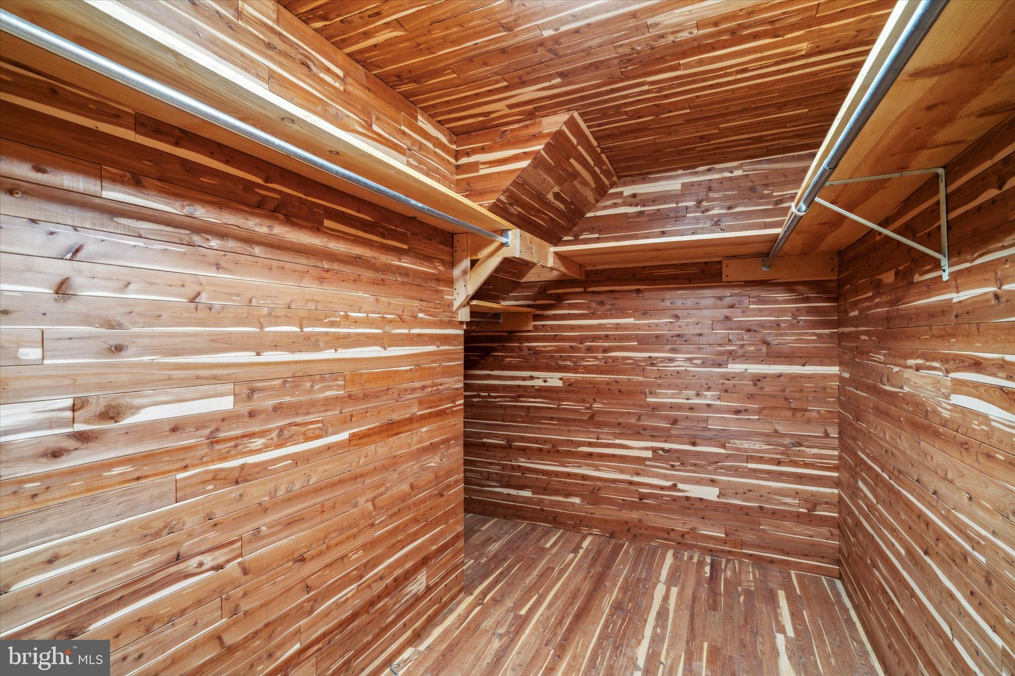 ROXBOROUGH - Residential Lease