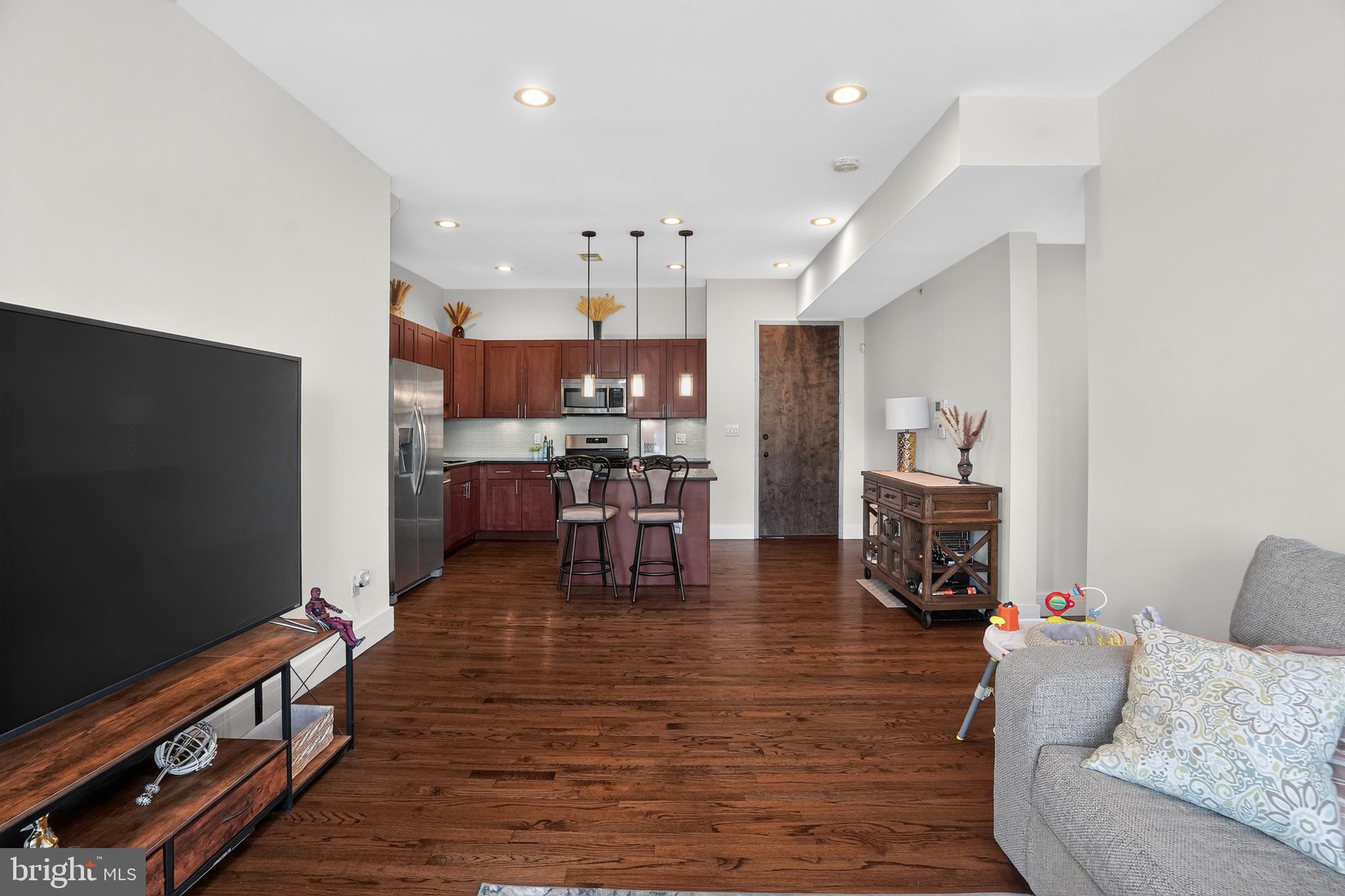 1526 N 2ND STREET 30 8
