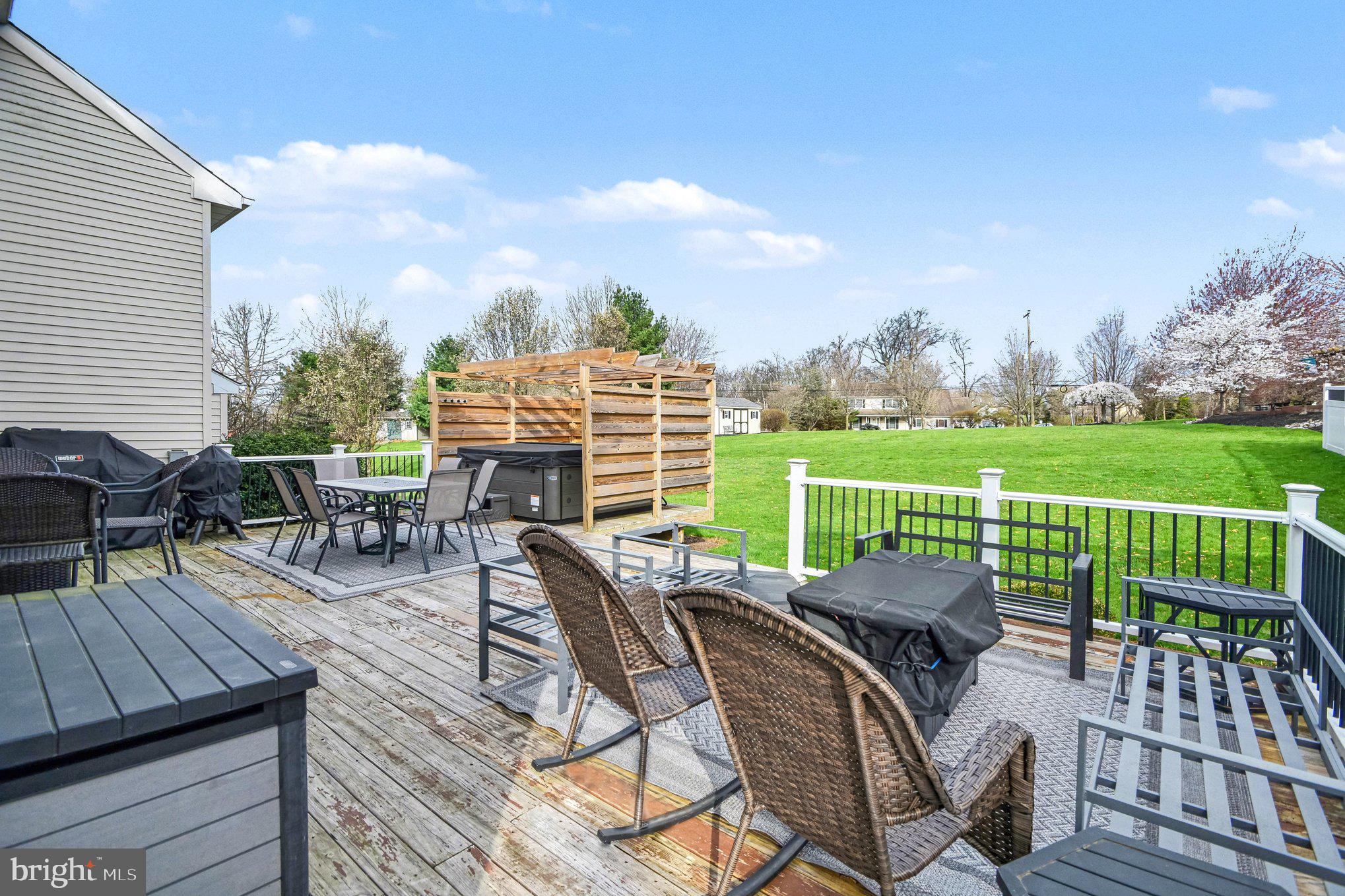 FAIRCREST ESTATES - Residential