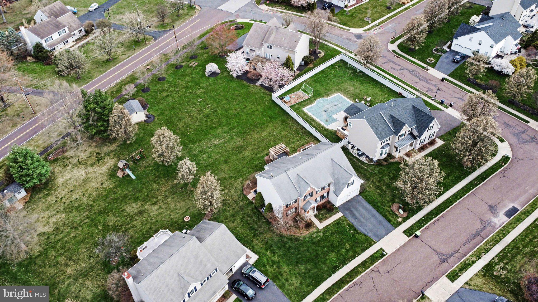 FAIRCREST ESTATES - Residential