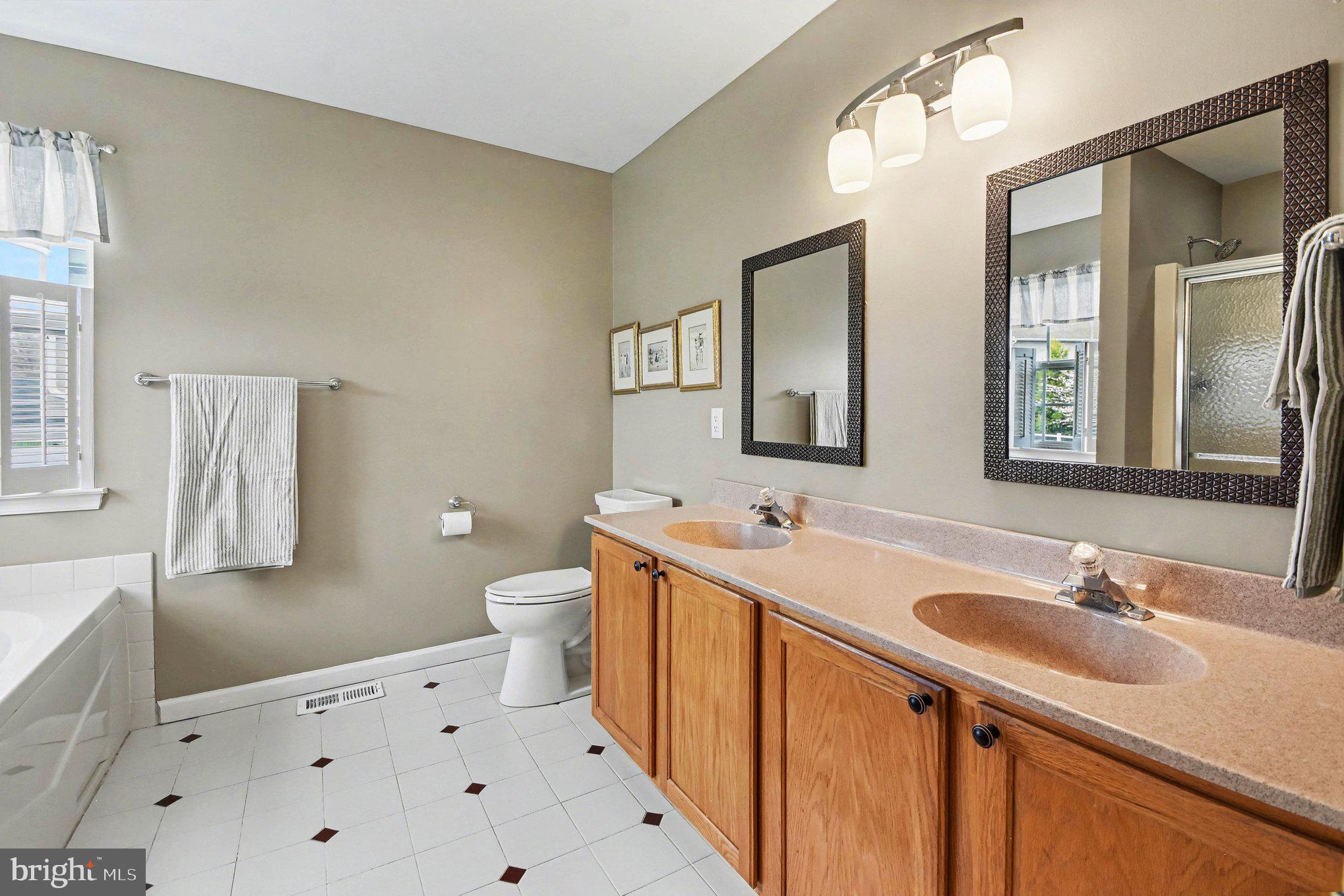 FAIRCREST ESTATES - Residential