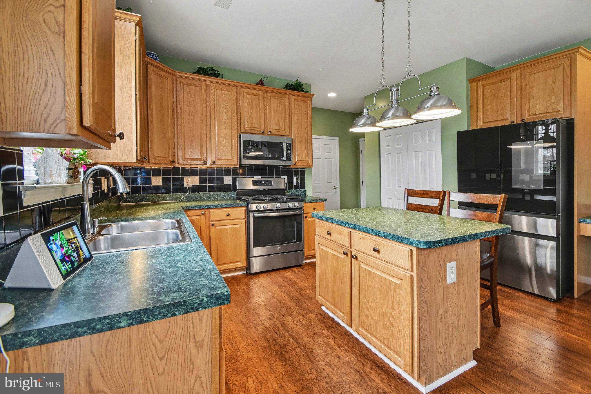 FAIRCREST ESTATES - Residential