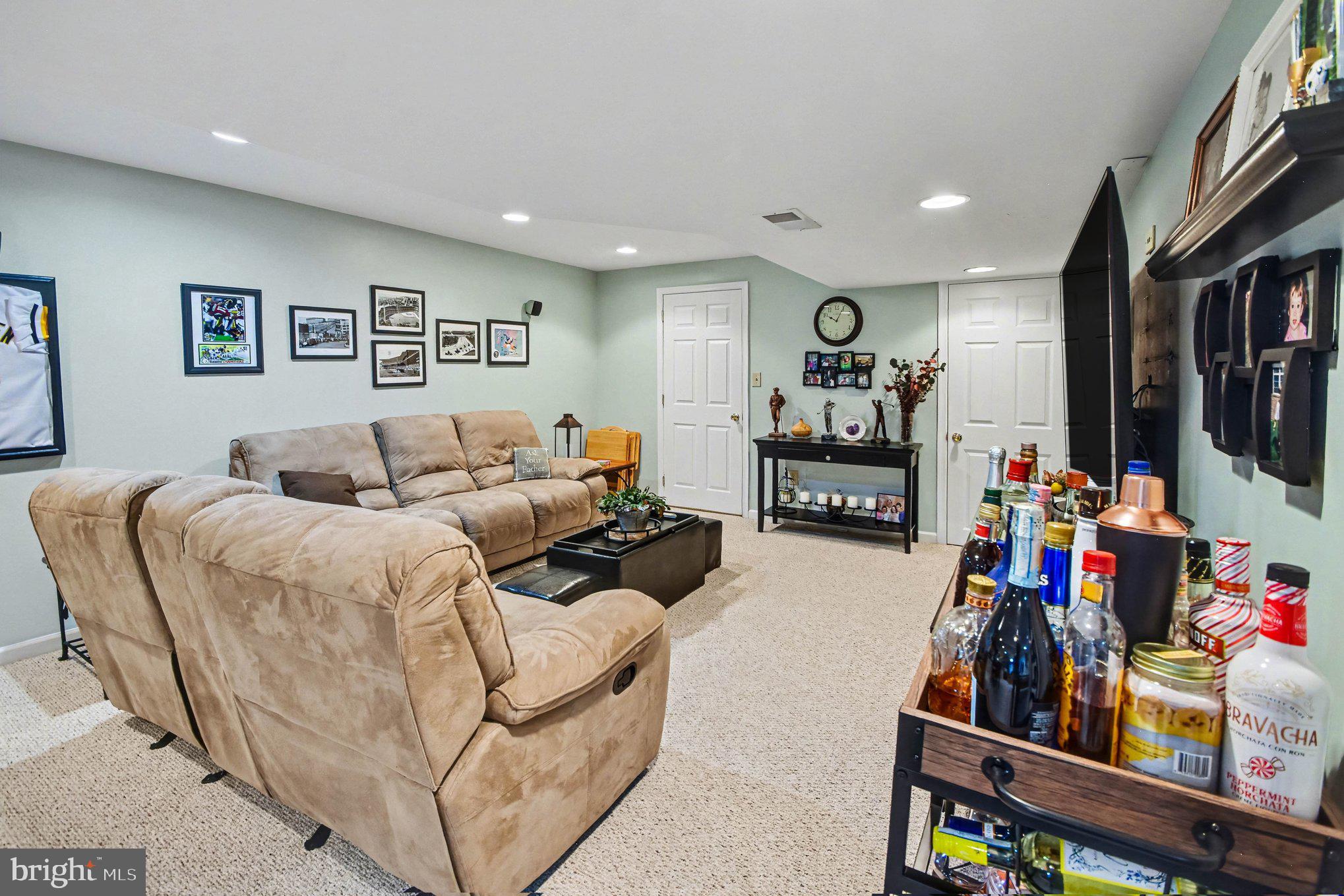 FAIRCREST ESTATES - Residential