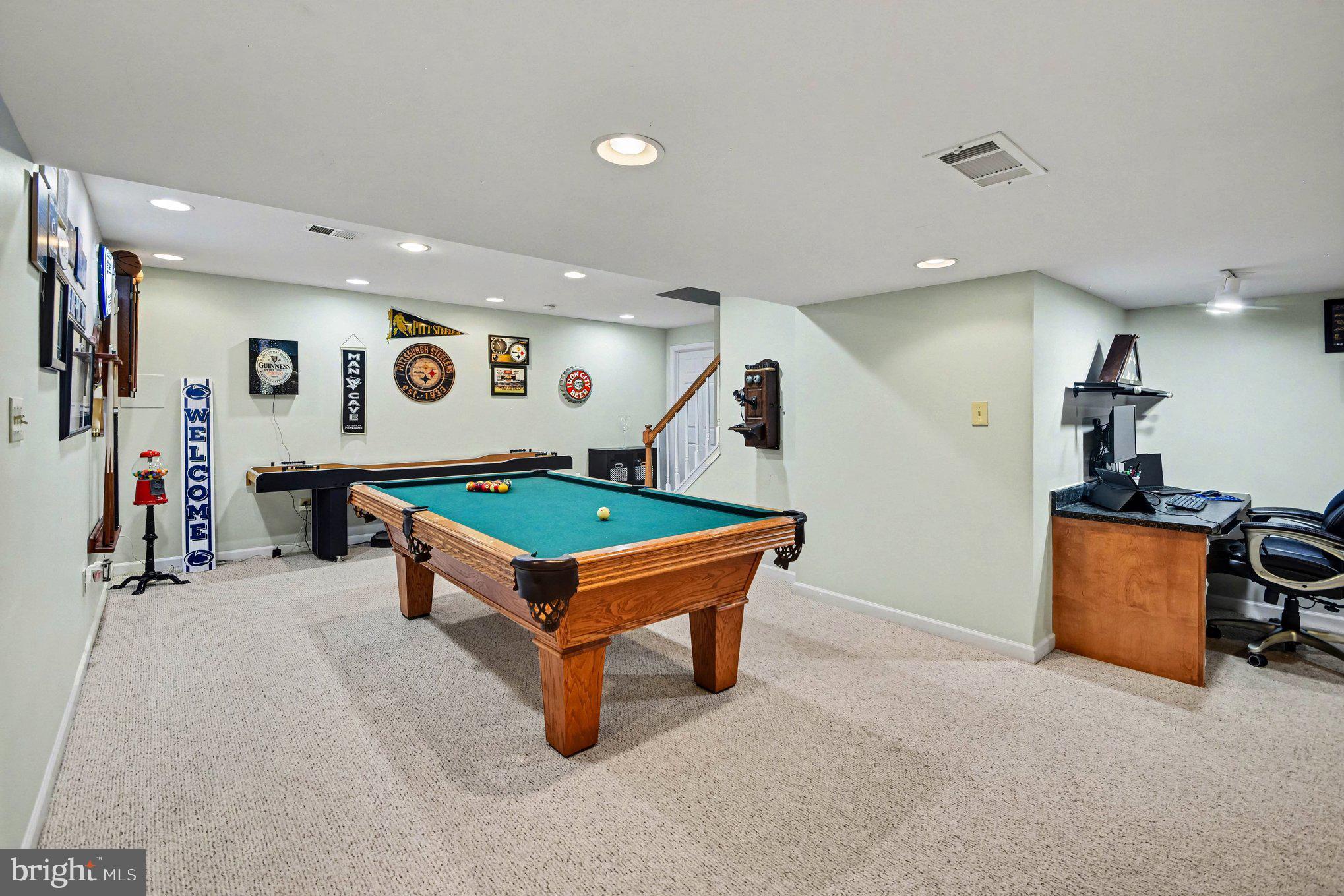 FAIRCREST ESTATES - Residential