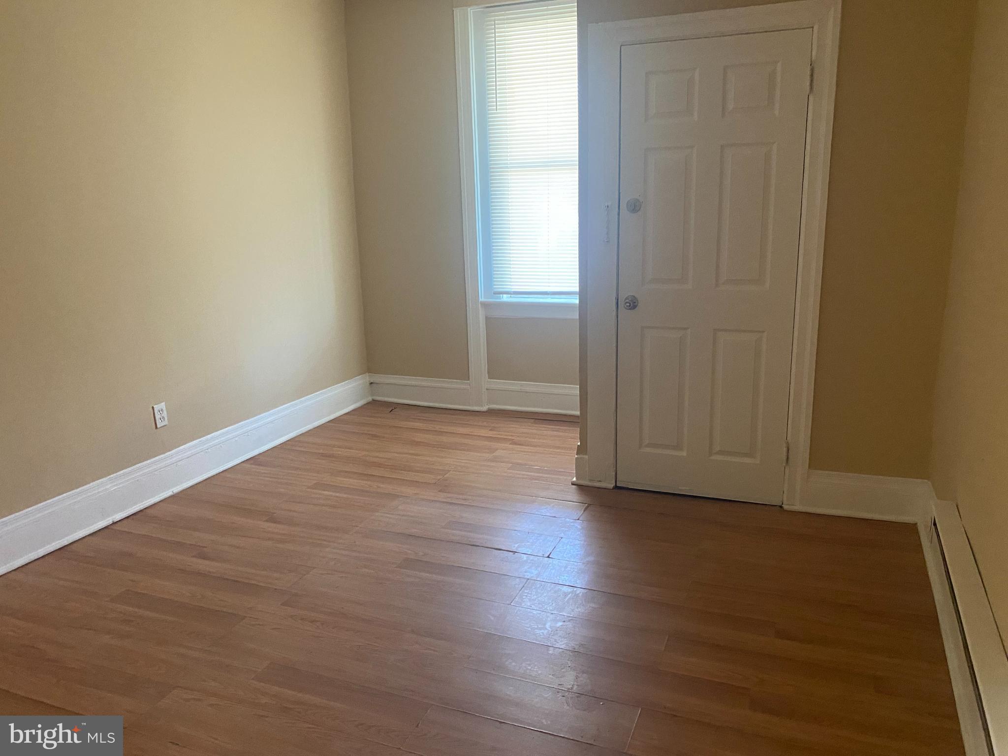 WEST OAK LANE - Residential