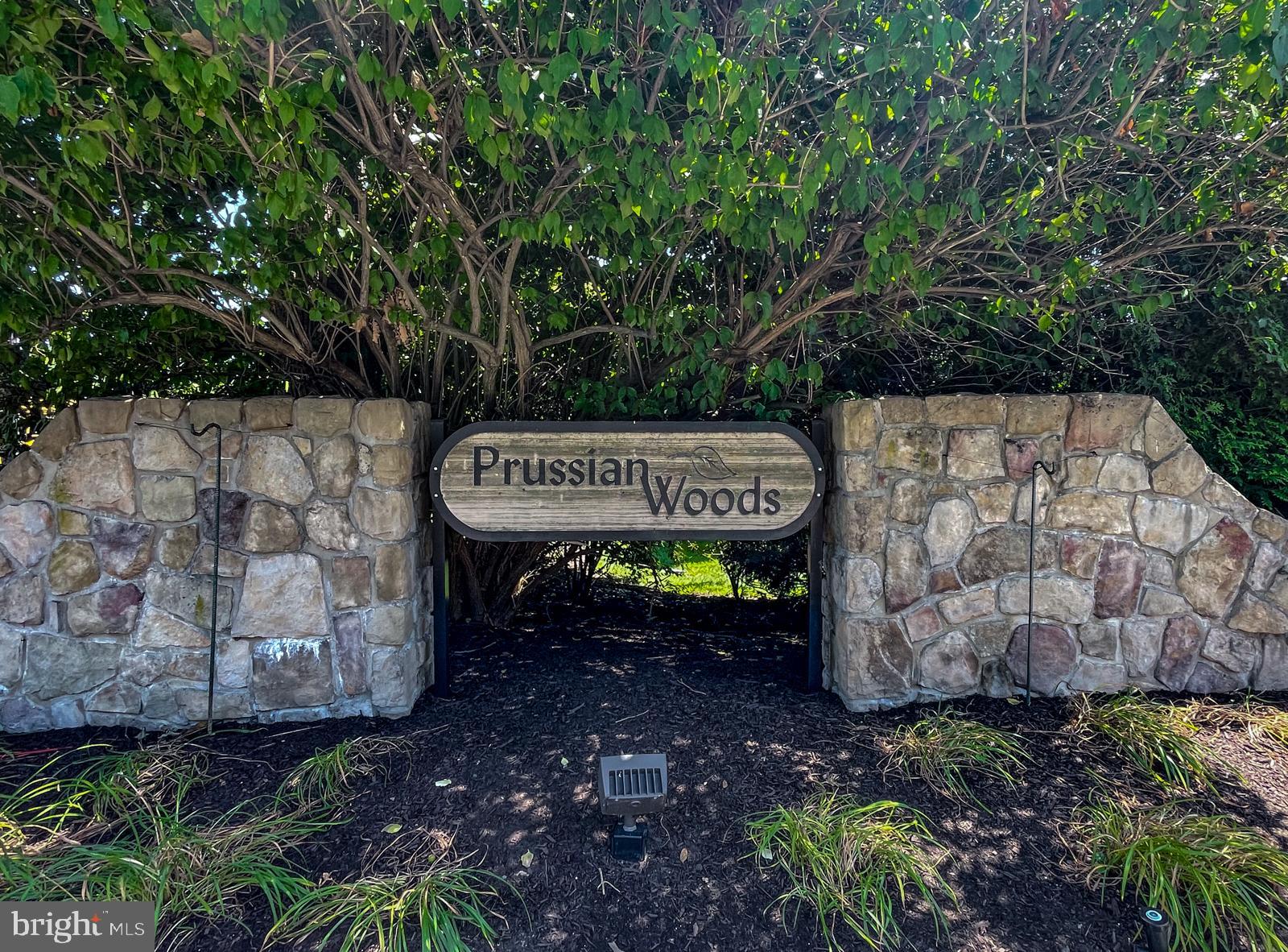 PRUSSIAN WOODS - Residential