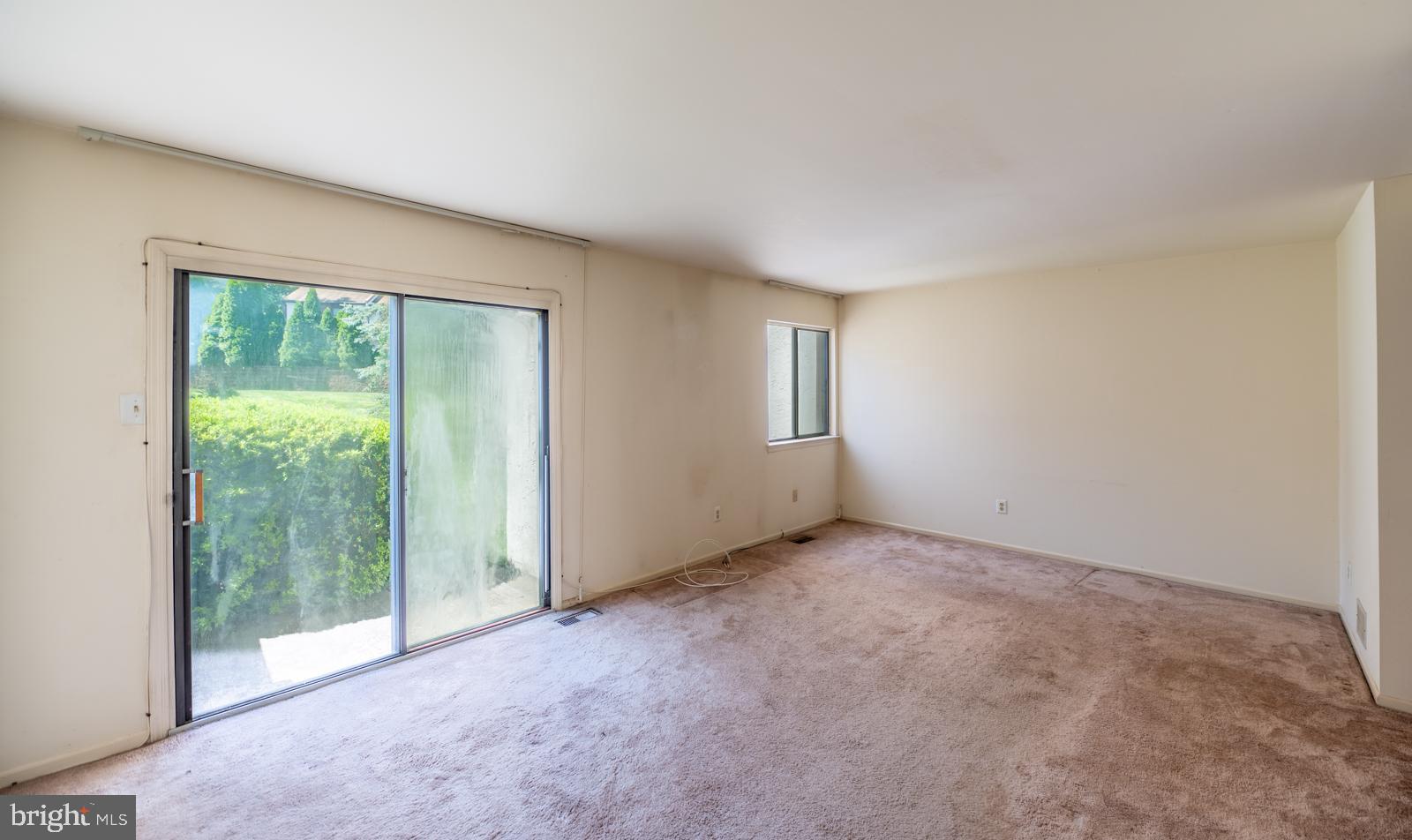 PRUSSIAN WOODS - Residential