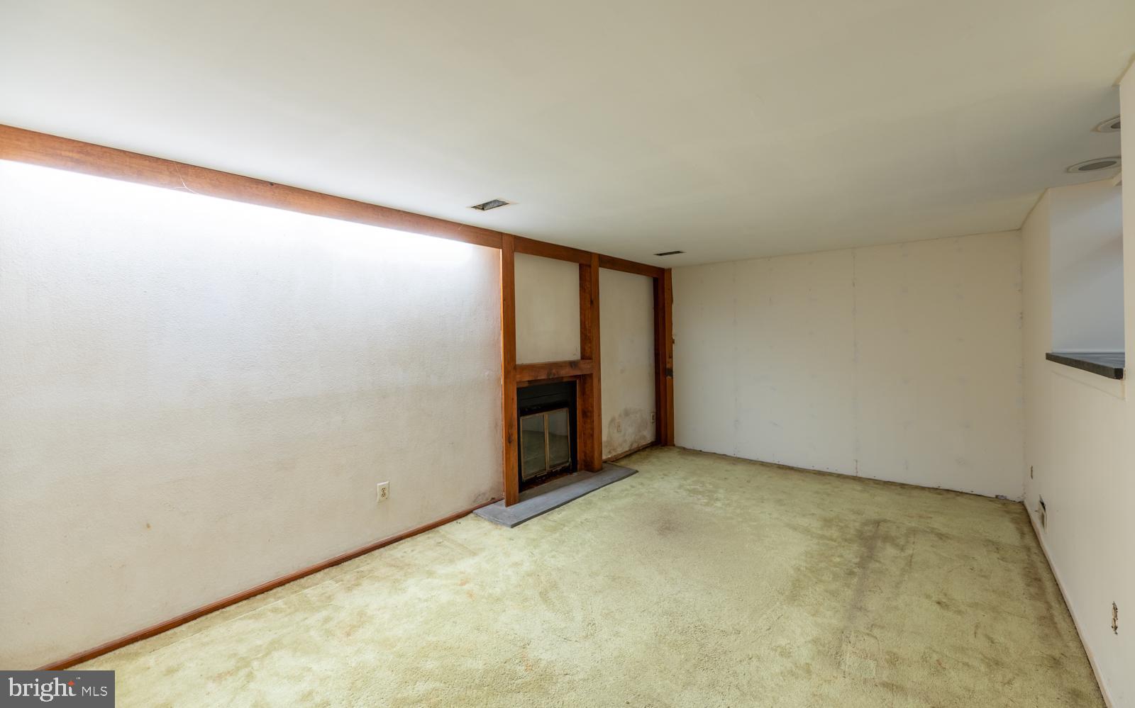 PRUSSIAN WOODS - Residential