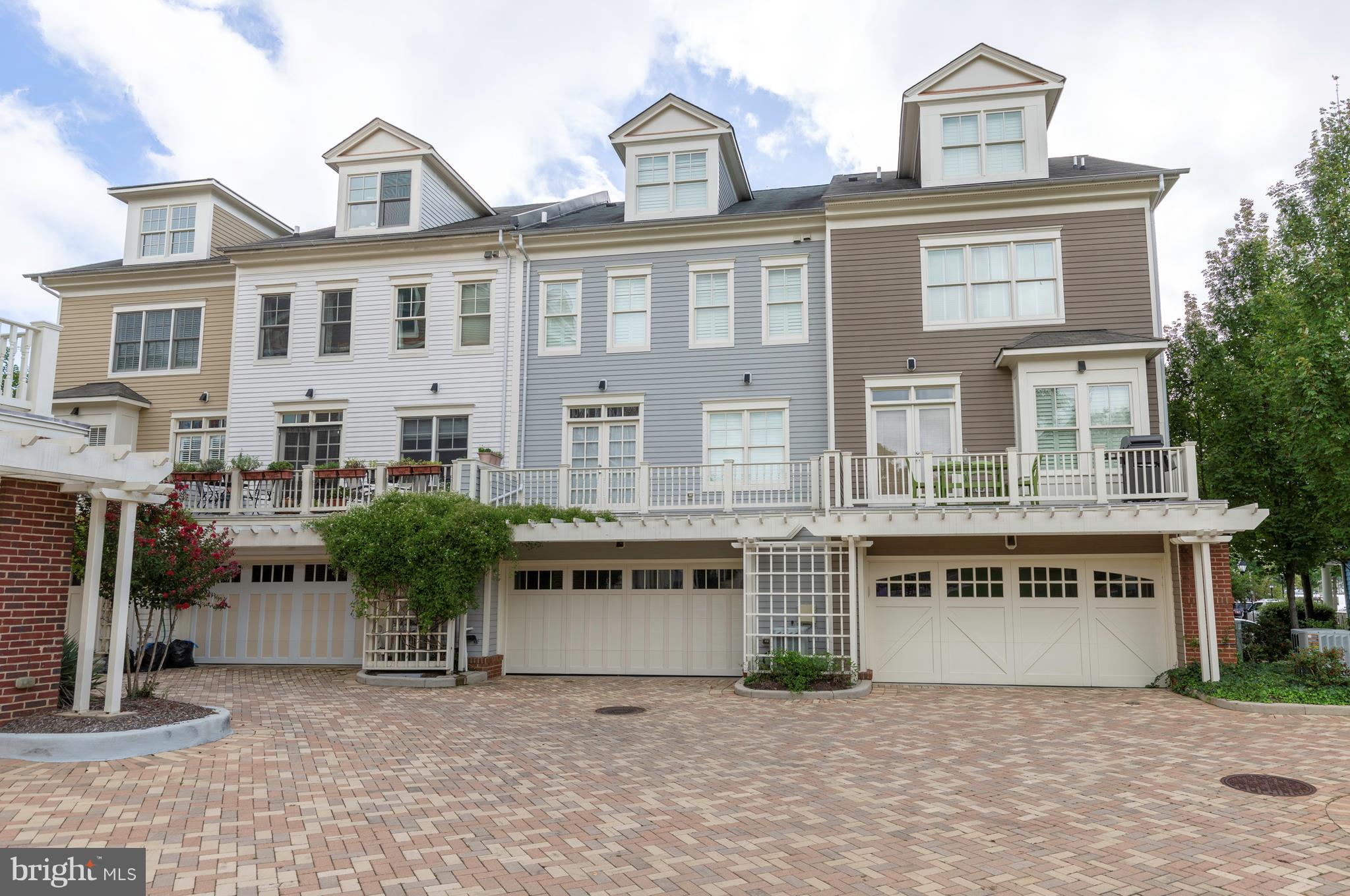 ACTONS LANDING CONDOS - Residential