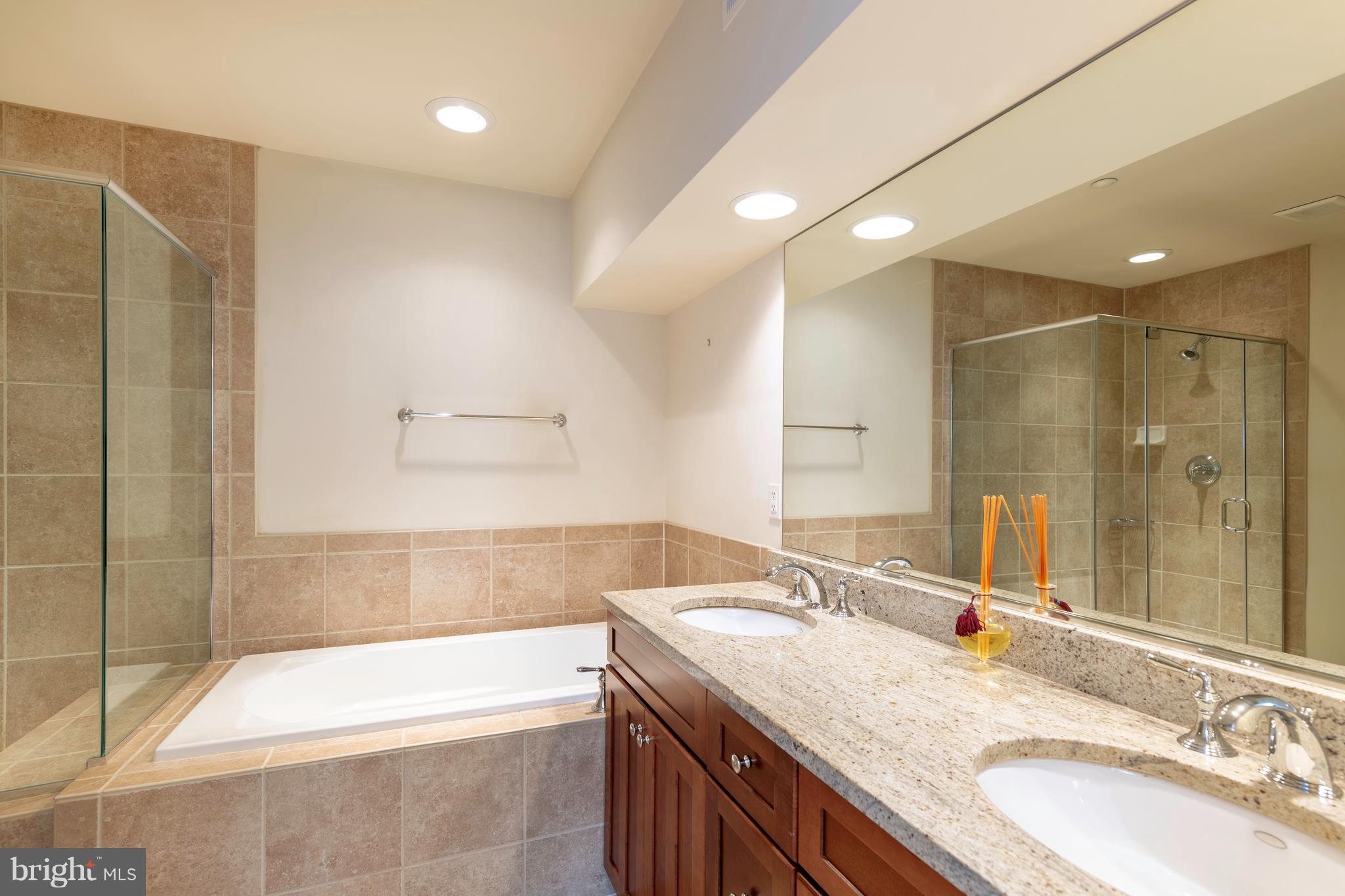 ACTONS LANDING CONDOS - Residential