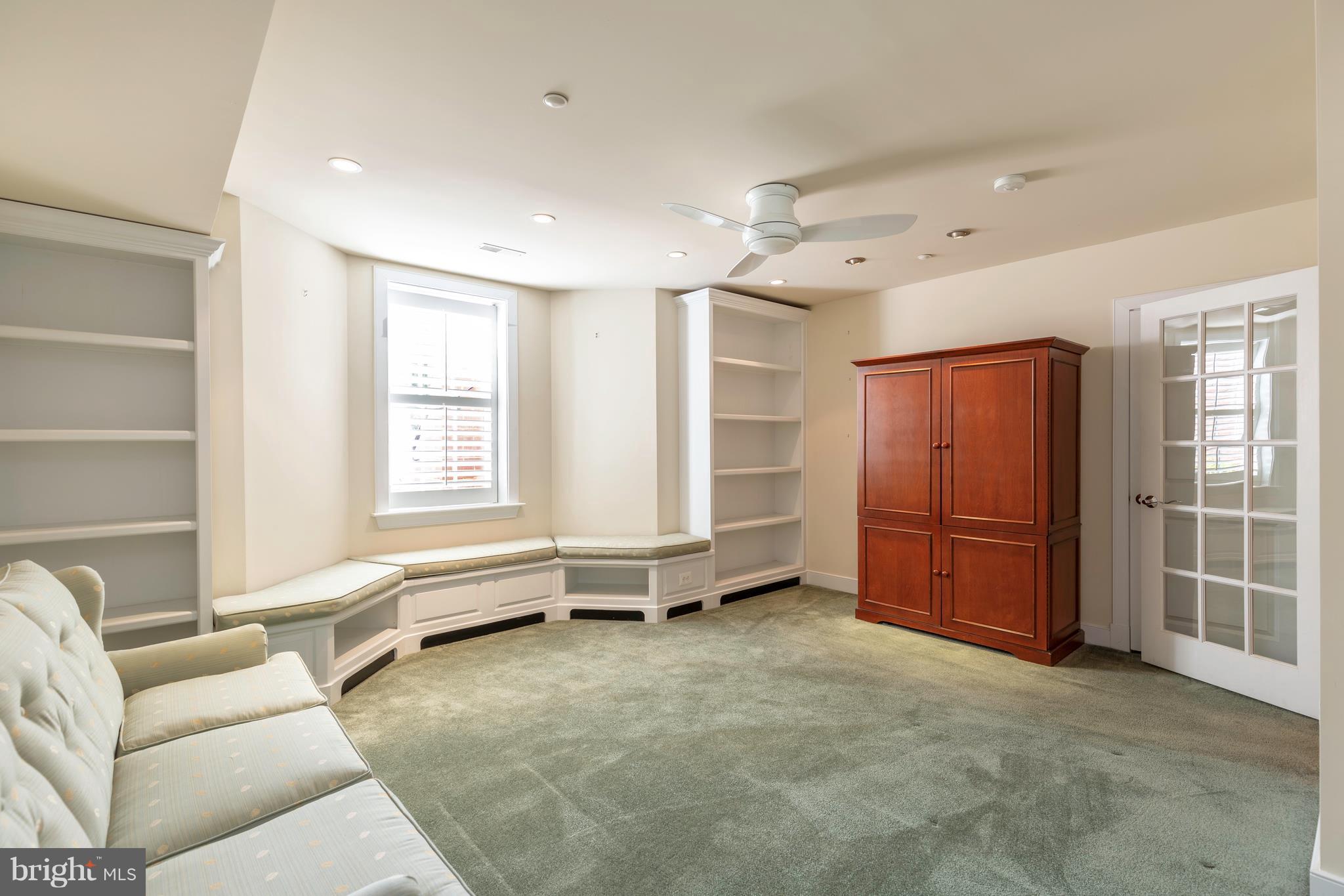 ACTONS LANDING CONDOS - Residential