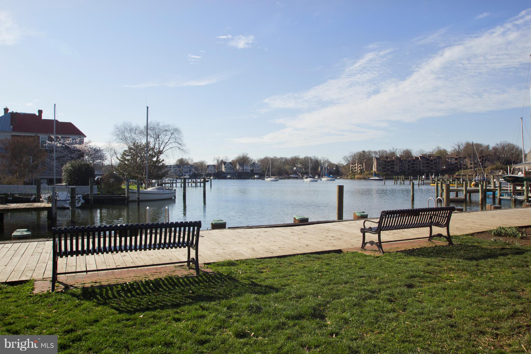 ACTONS LANDING CONDOS - Residential